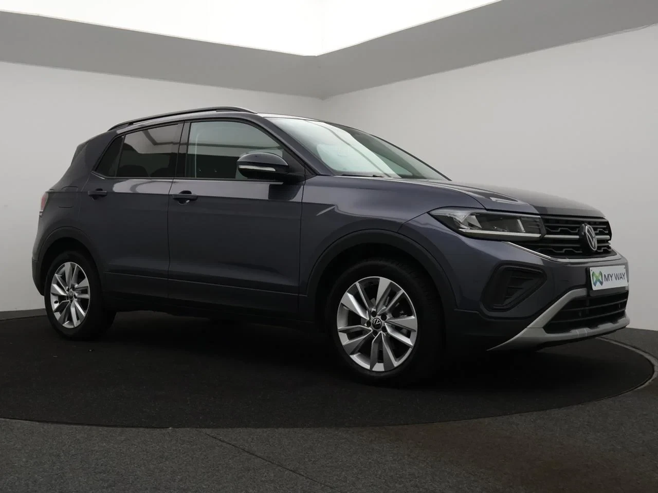 Volkswagen-T-Cross-image-8