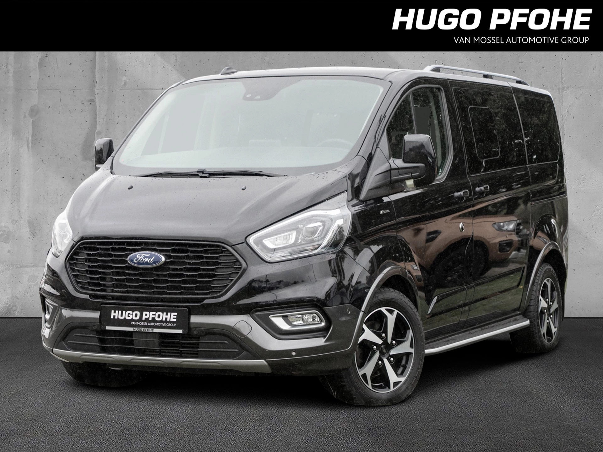 Ford-Tourneo Custom-image-0