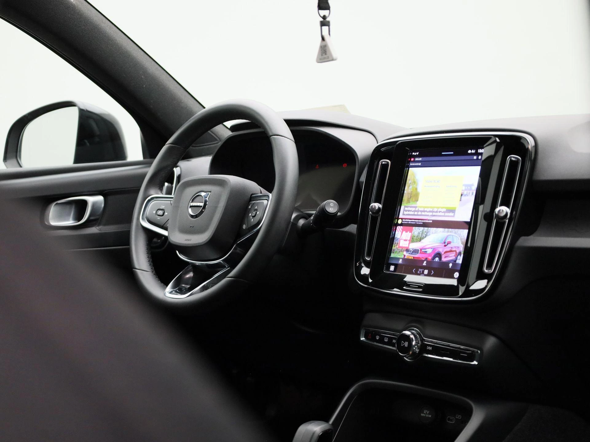 Volvo-XC40-image-36