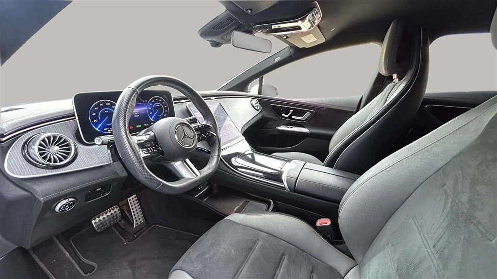 Mercedes-Benz-EQE-image-9
