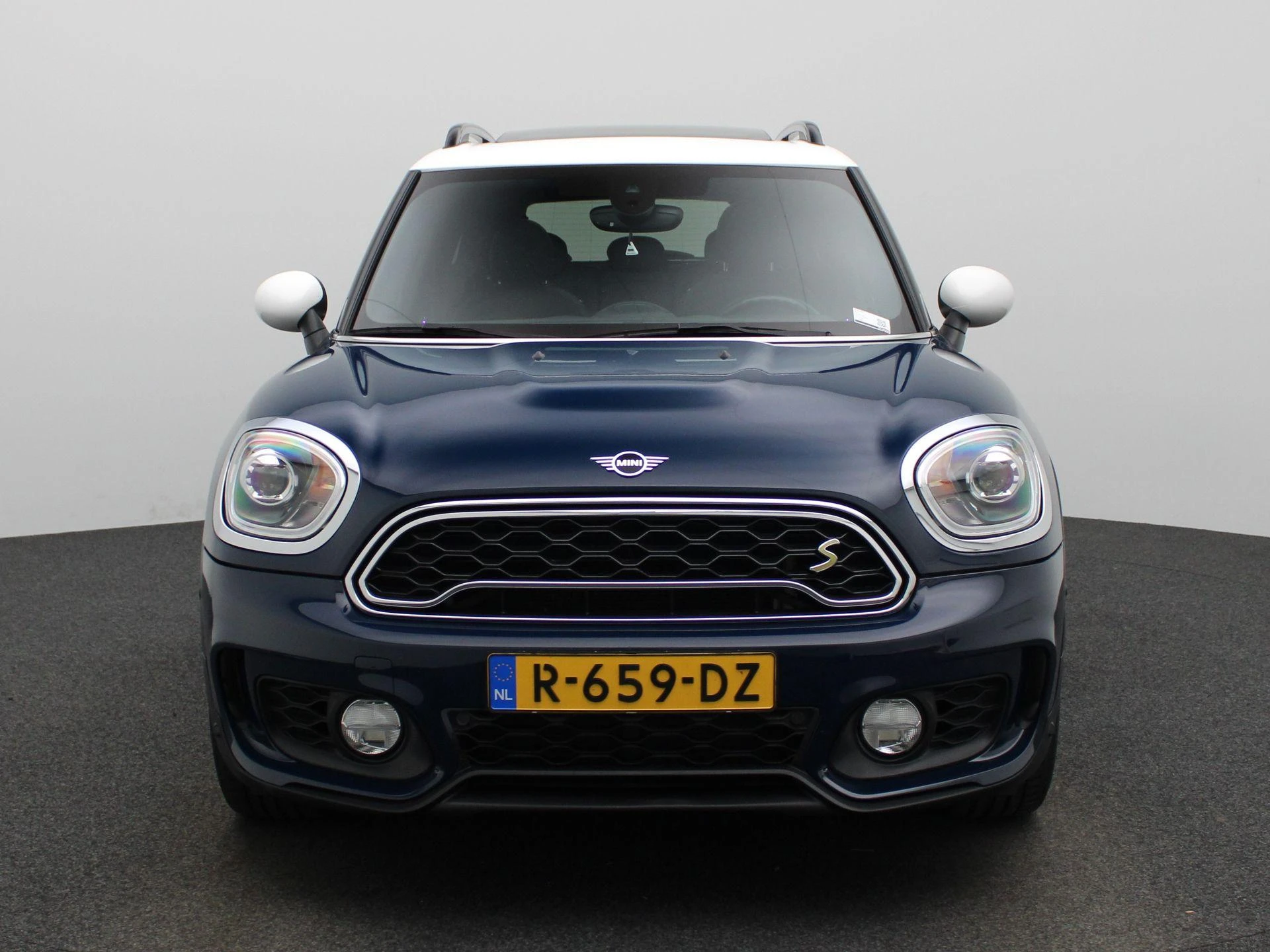 MINI-Countryman-image-2