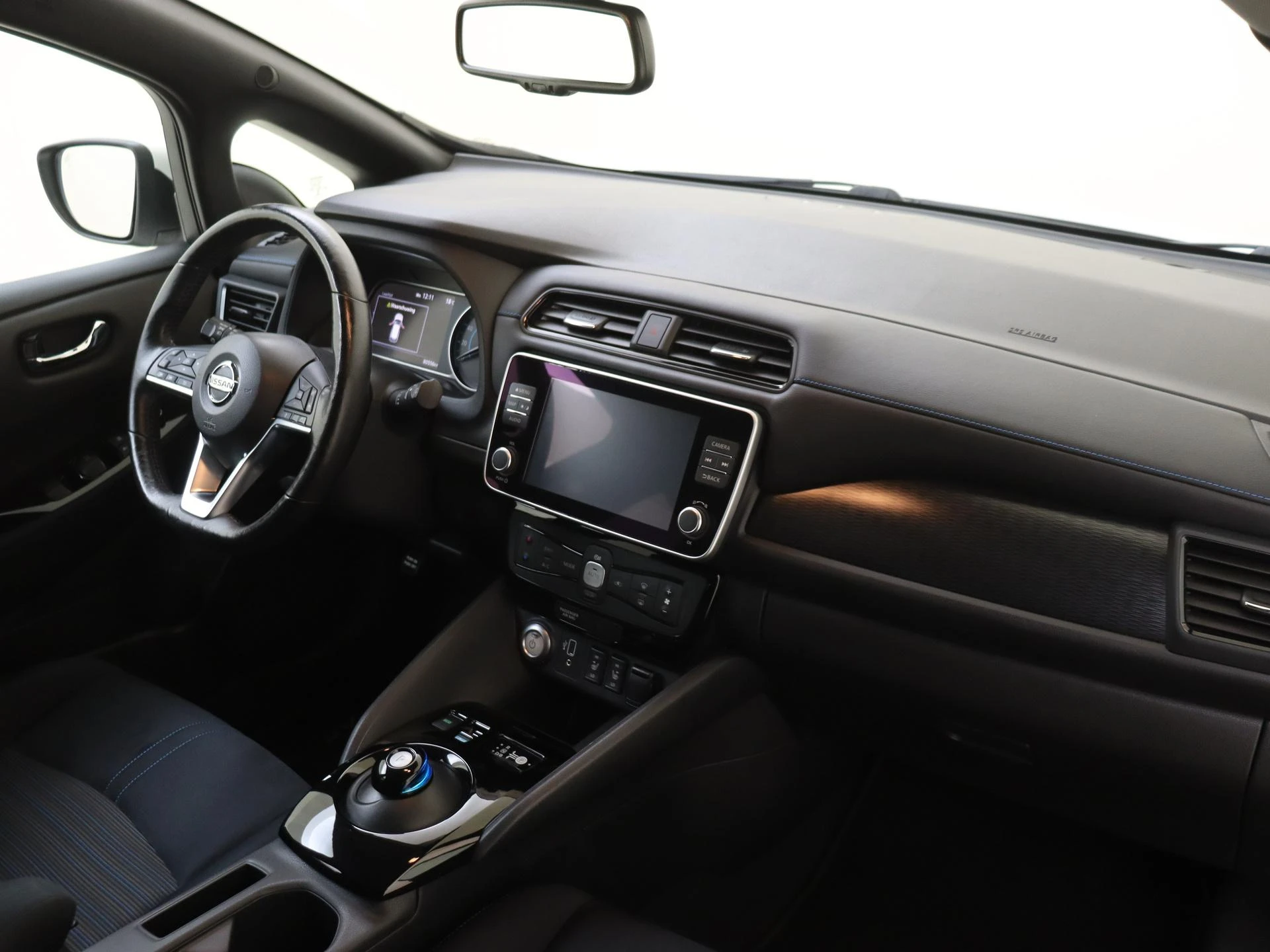 Nissan-Leaf-image-4
