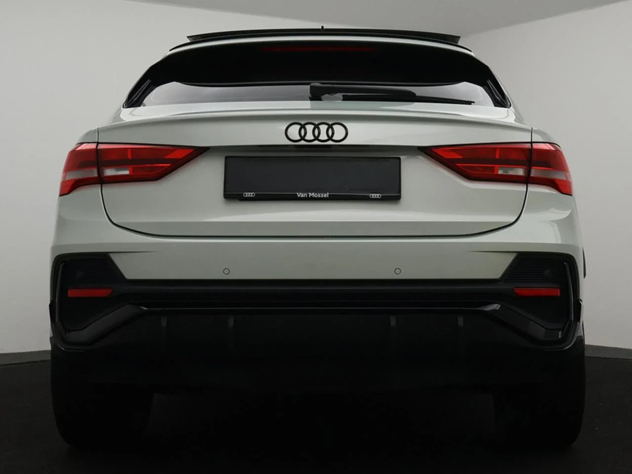 Audi-Q3-image-20