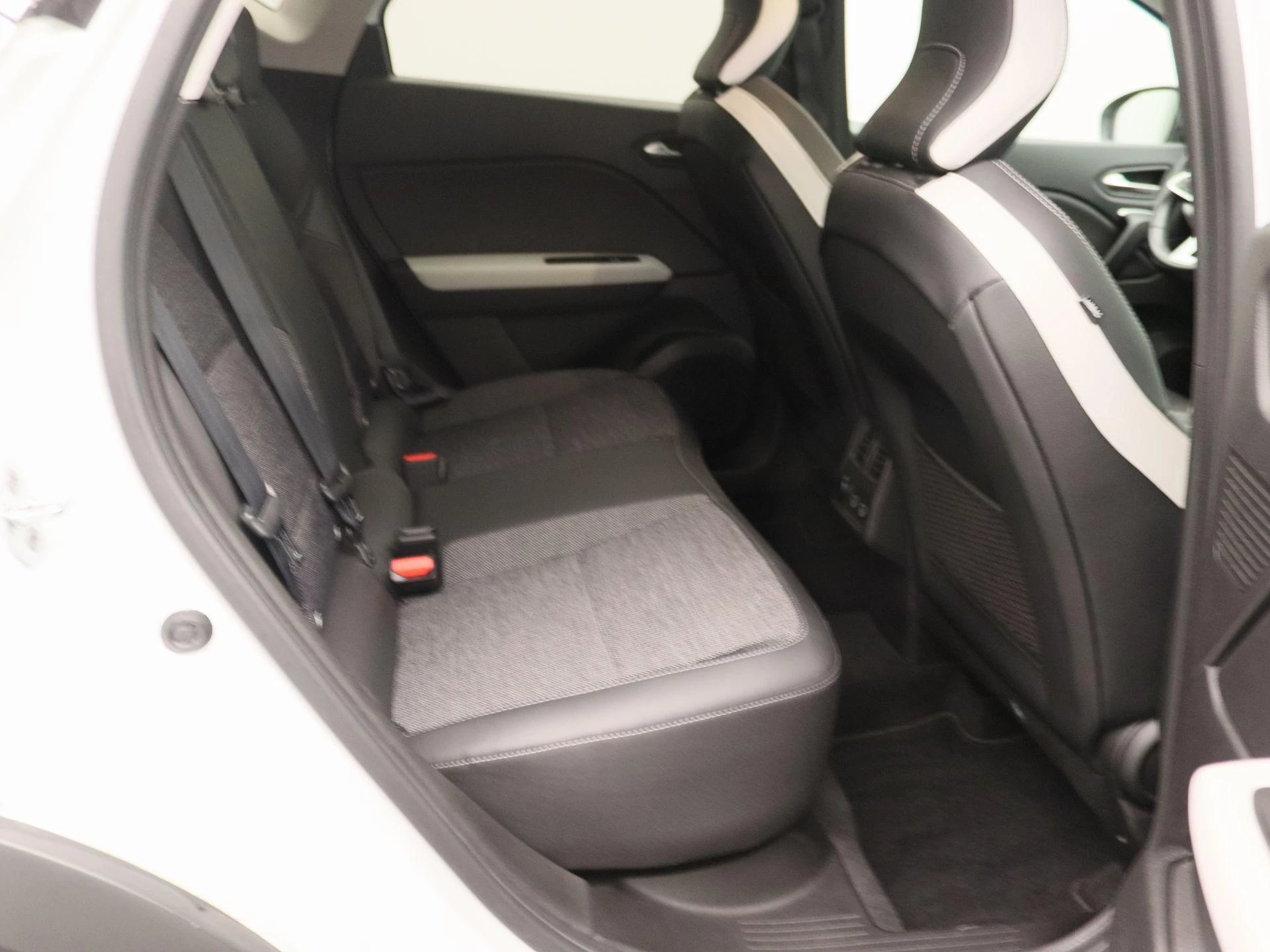 Renault-Captur-image-28