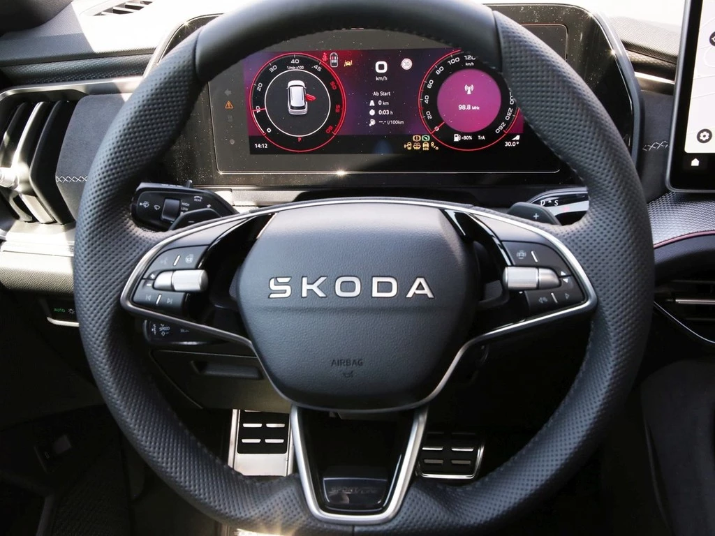 Škoda Kodiaq Sportline 2.0 TDI UPE 61.490 Pano Assist+