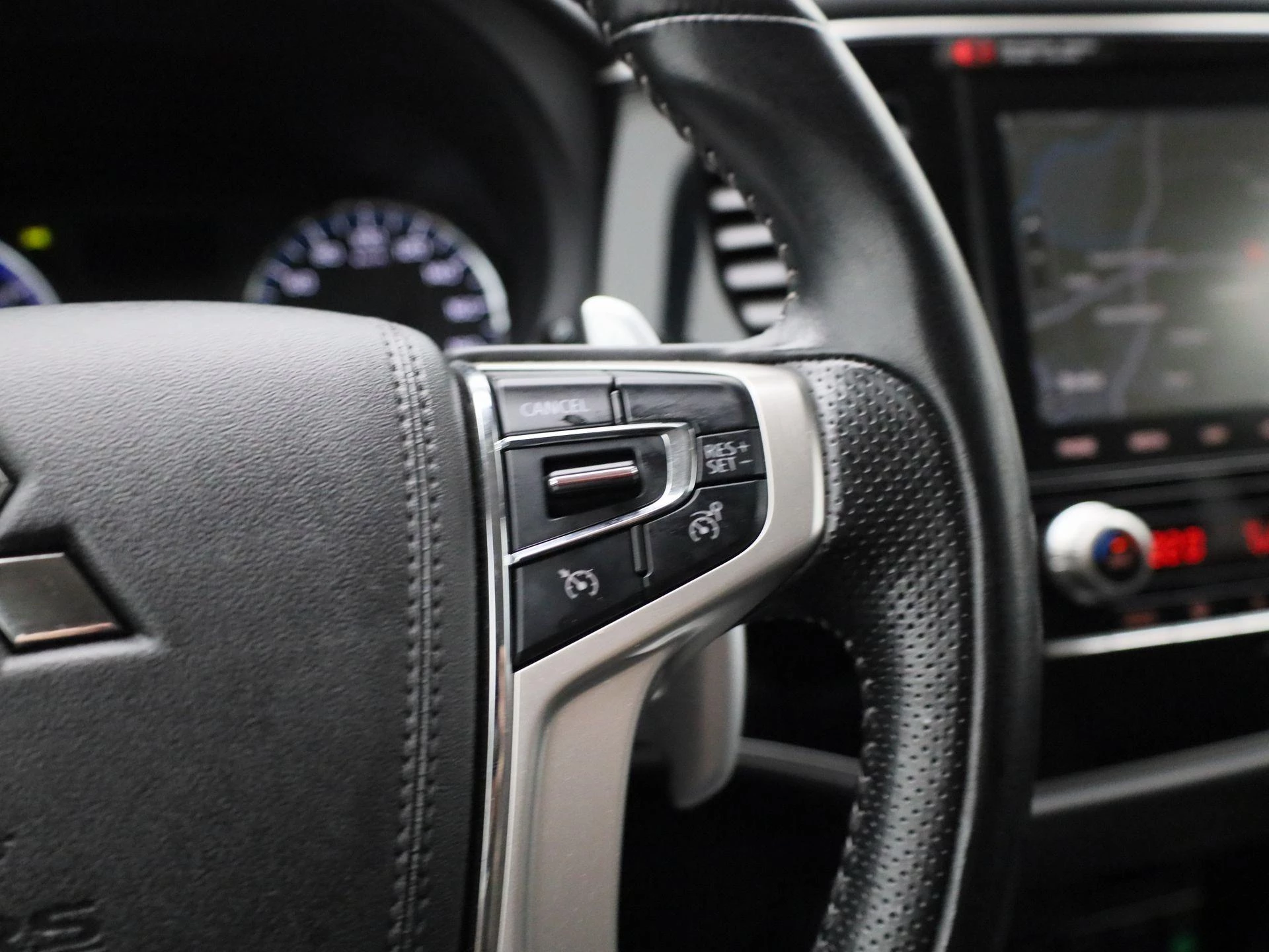 Mitsubishi-Outlander-image-21