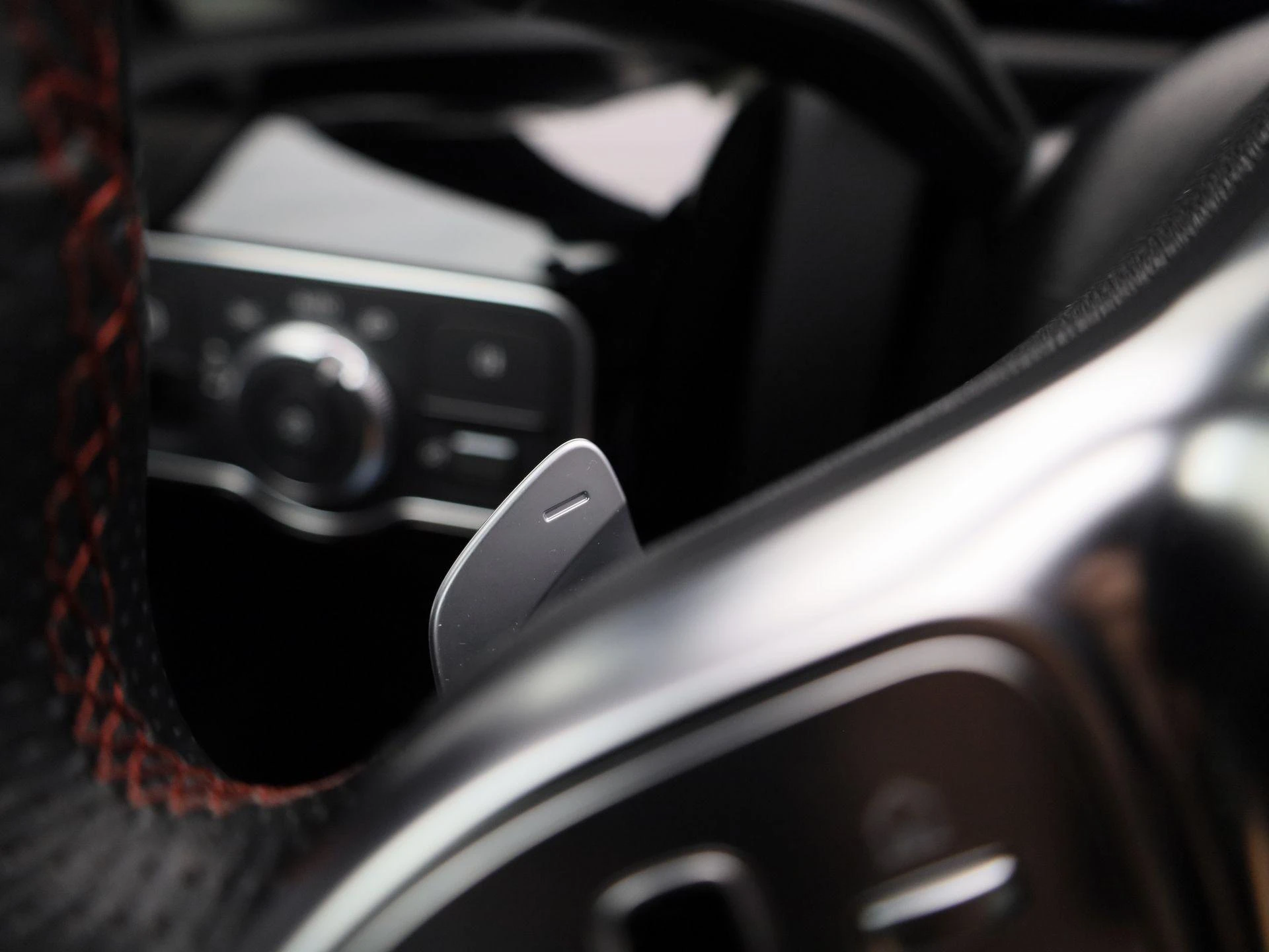 Mercedes-Benz-CLA-image-24