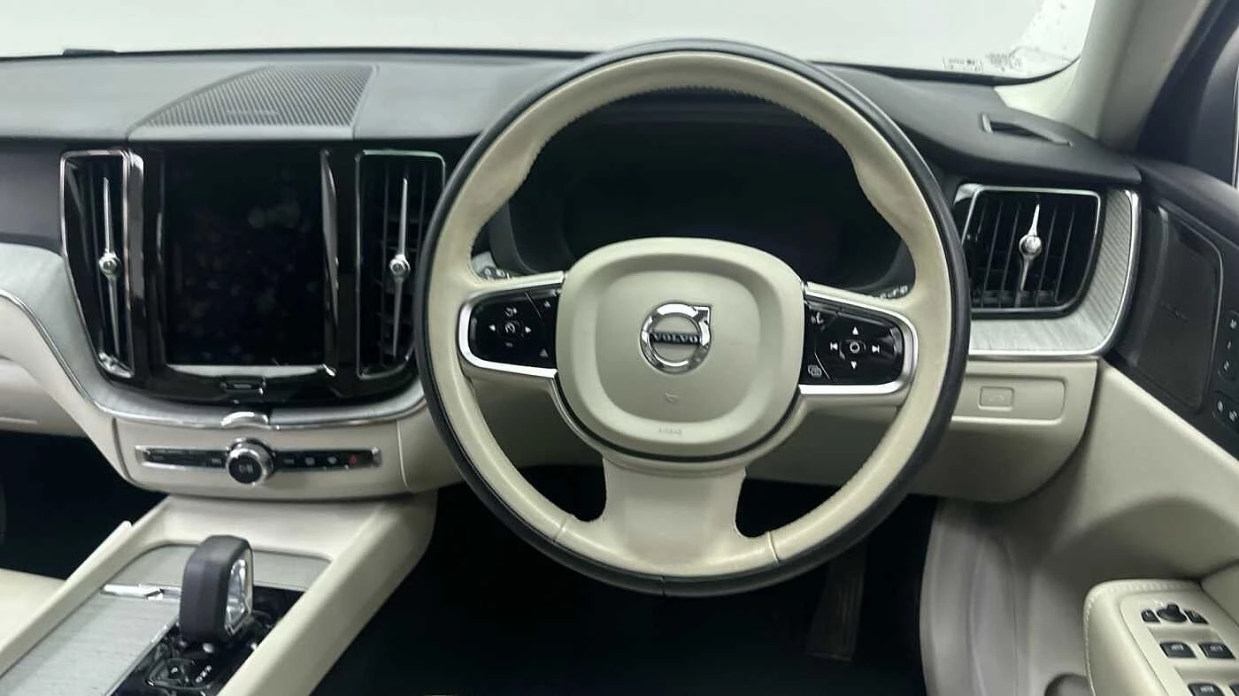 Volvo-XC60-image-11