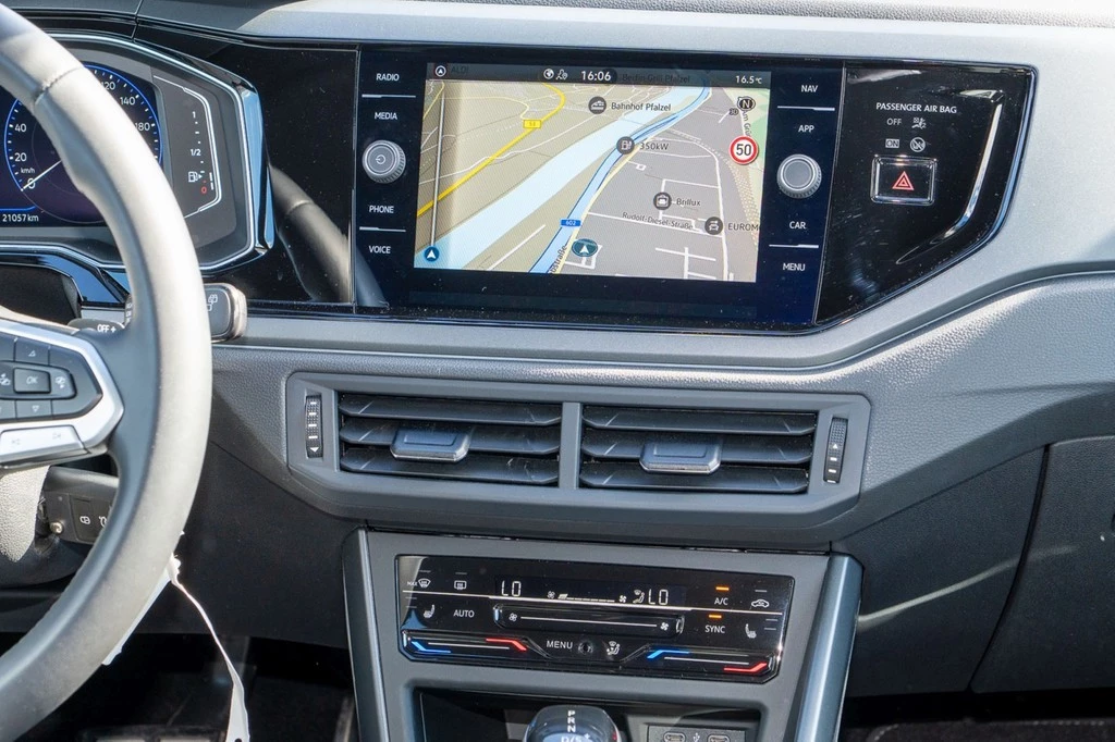 Volkswagen Taigo 1.5 TSI DSG R-Line Navi, AHK, WWV