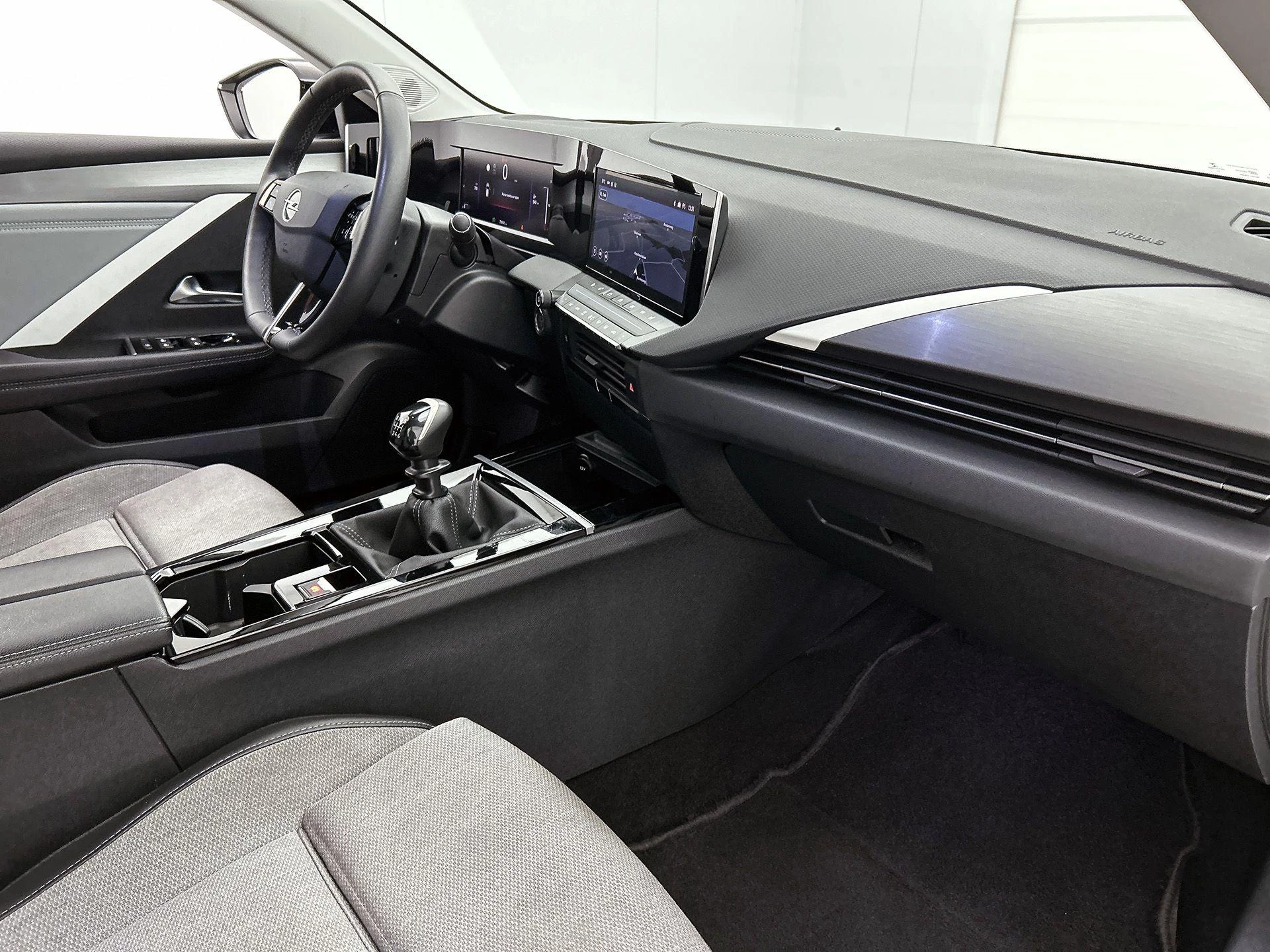 Opel-Astra-image-19