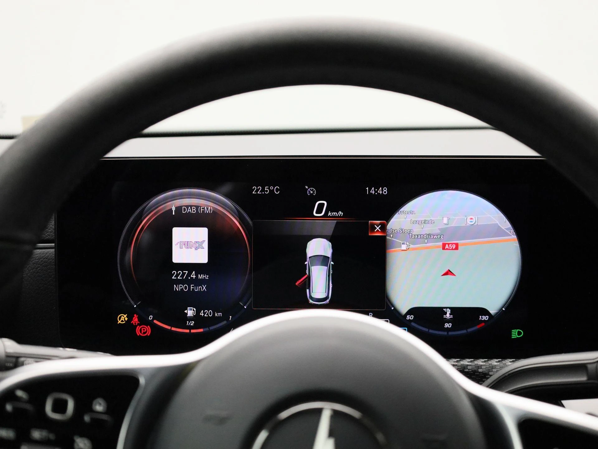 Mercedes-Benz-CLA-image-7