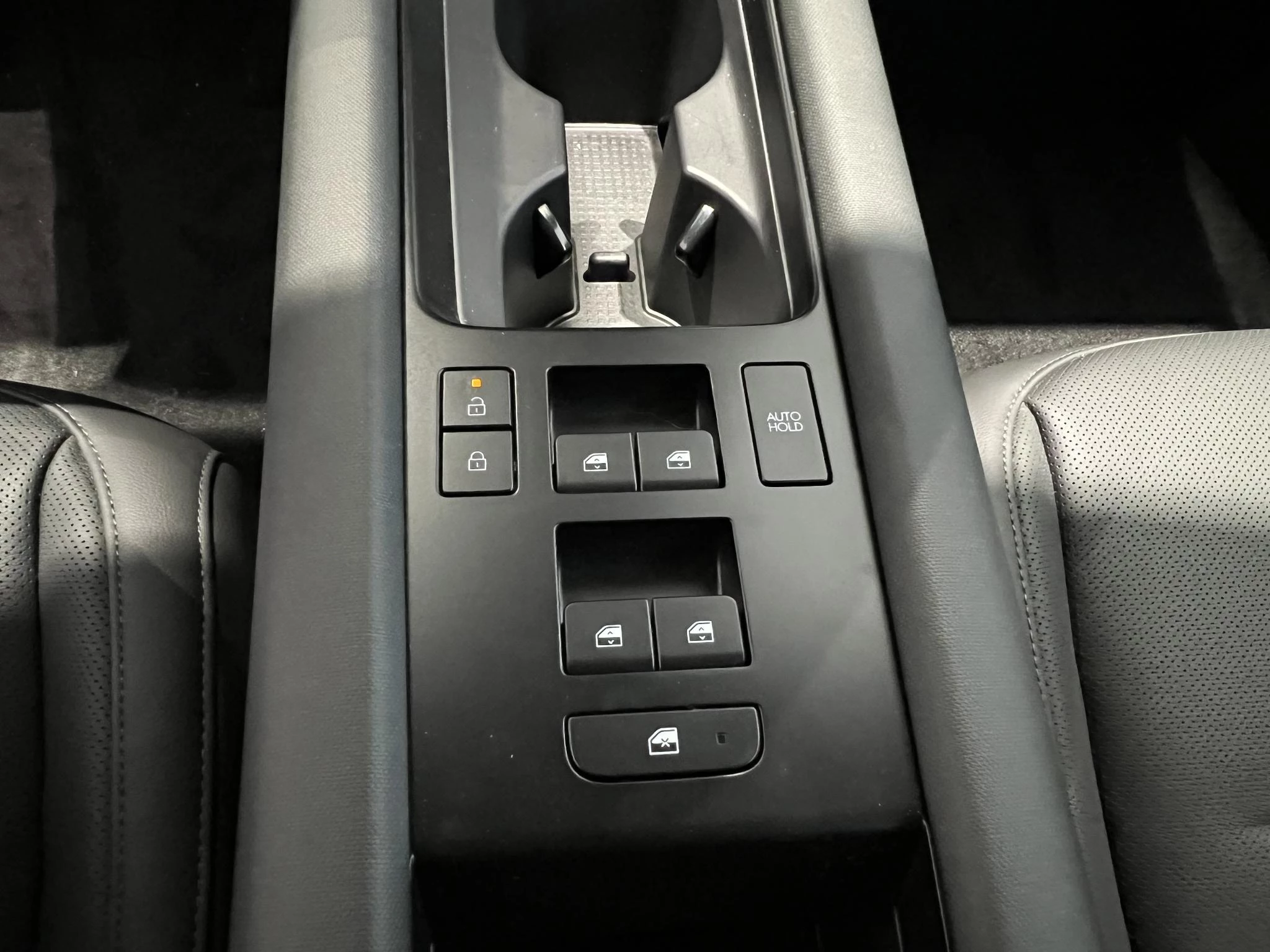 Hyundai-IONIQ 6-image-16