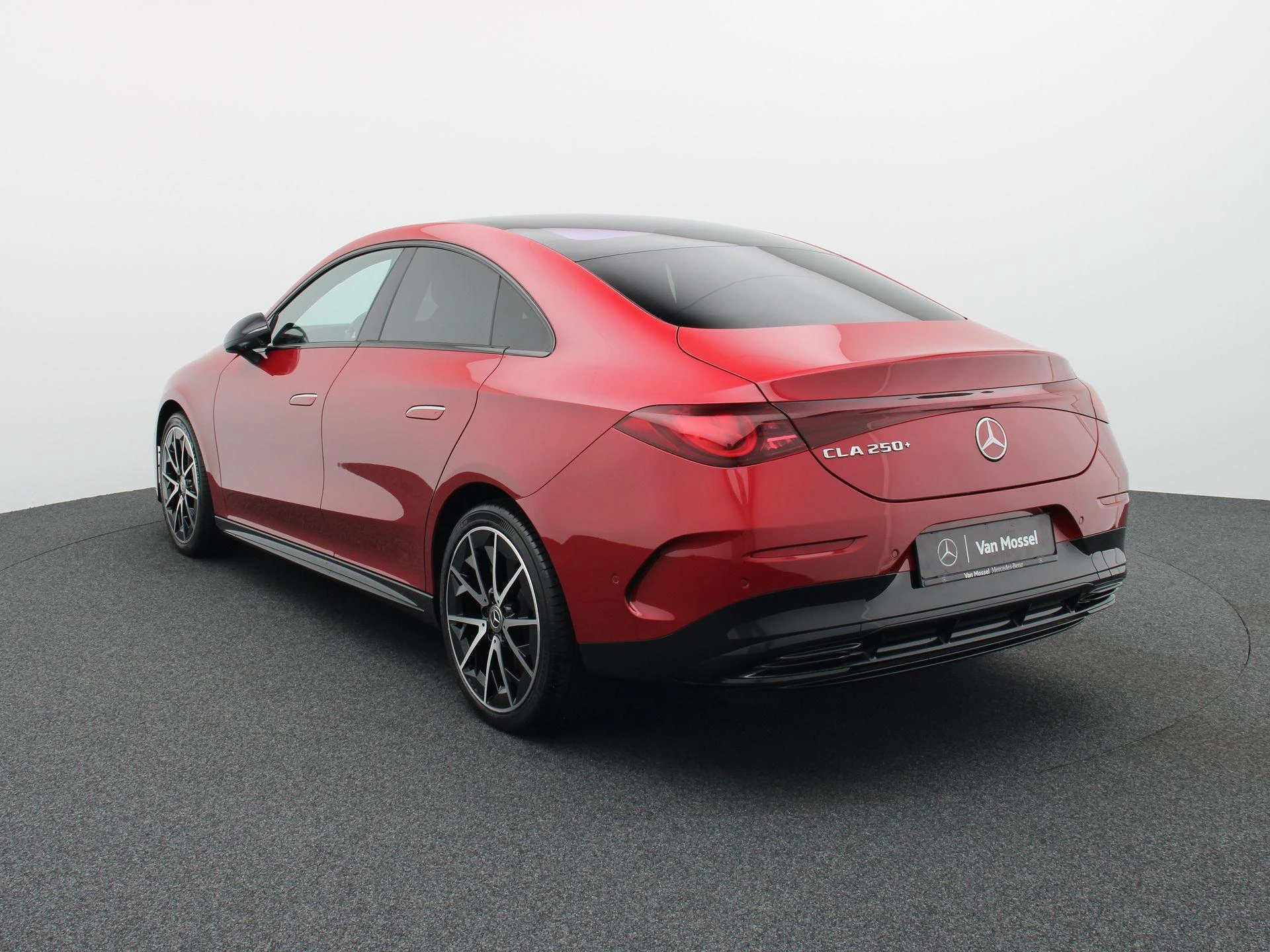 Mercedes-Benz CLA 250+ SPORT EDITION + MULTIBEAM LED + PANO +