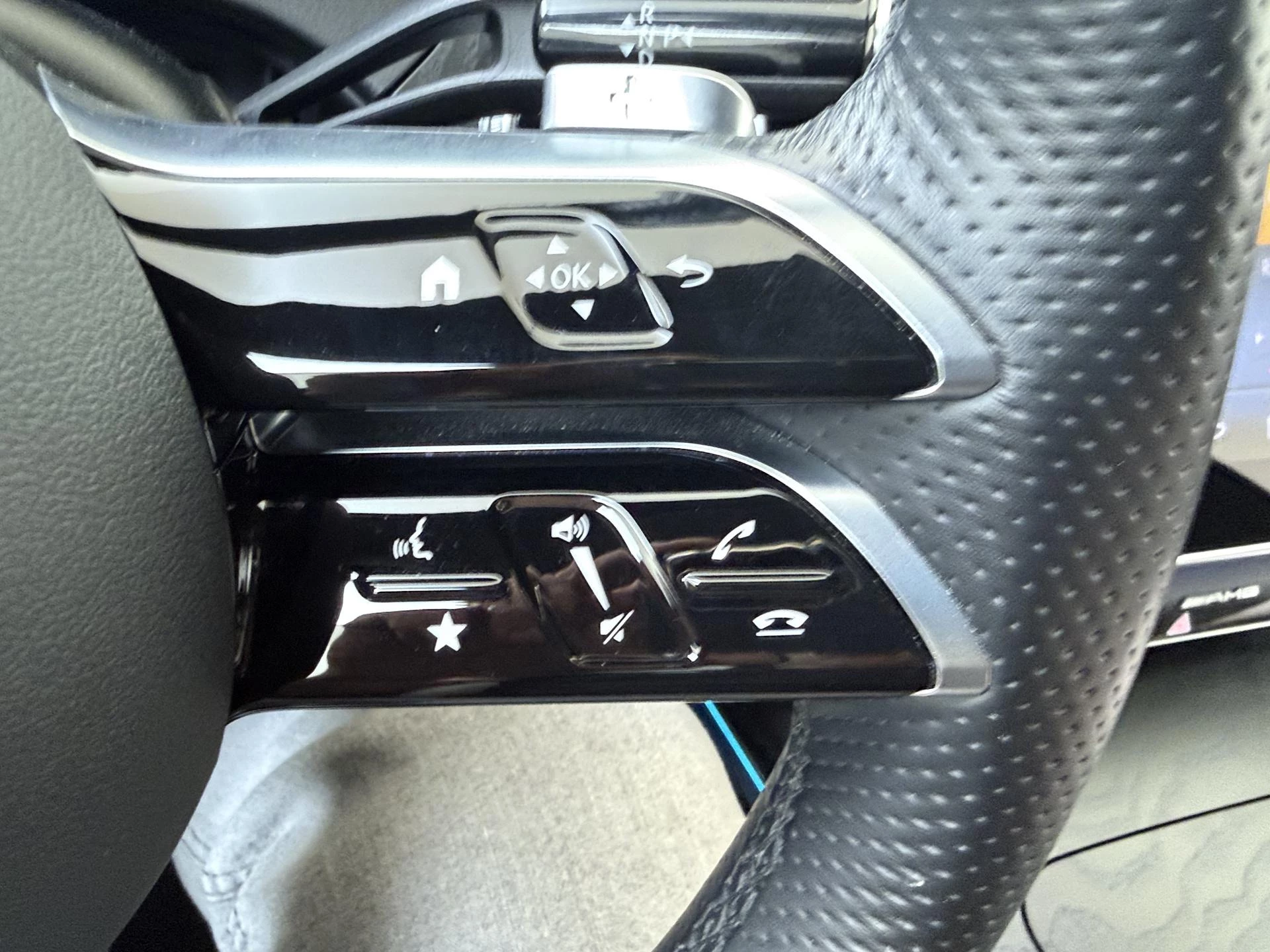 Mercedes-Benz-E-Klasse-image-13