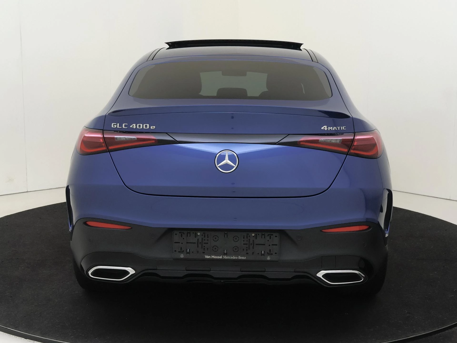 Mercedes-Benz-GLC-image-6