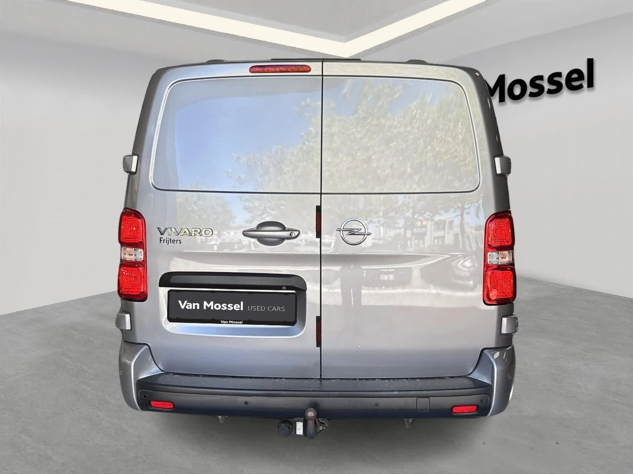 Opel-Vivaro-image-2