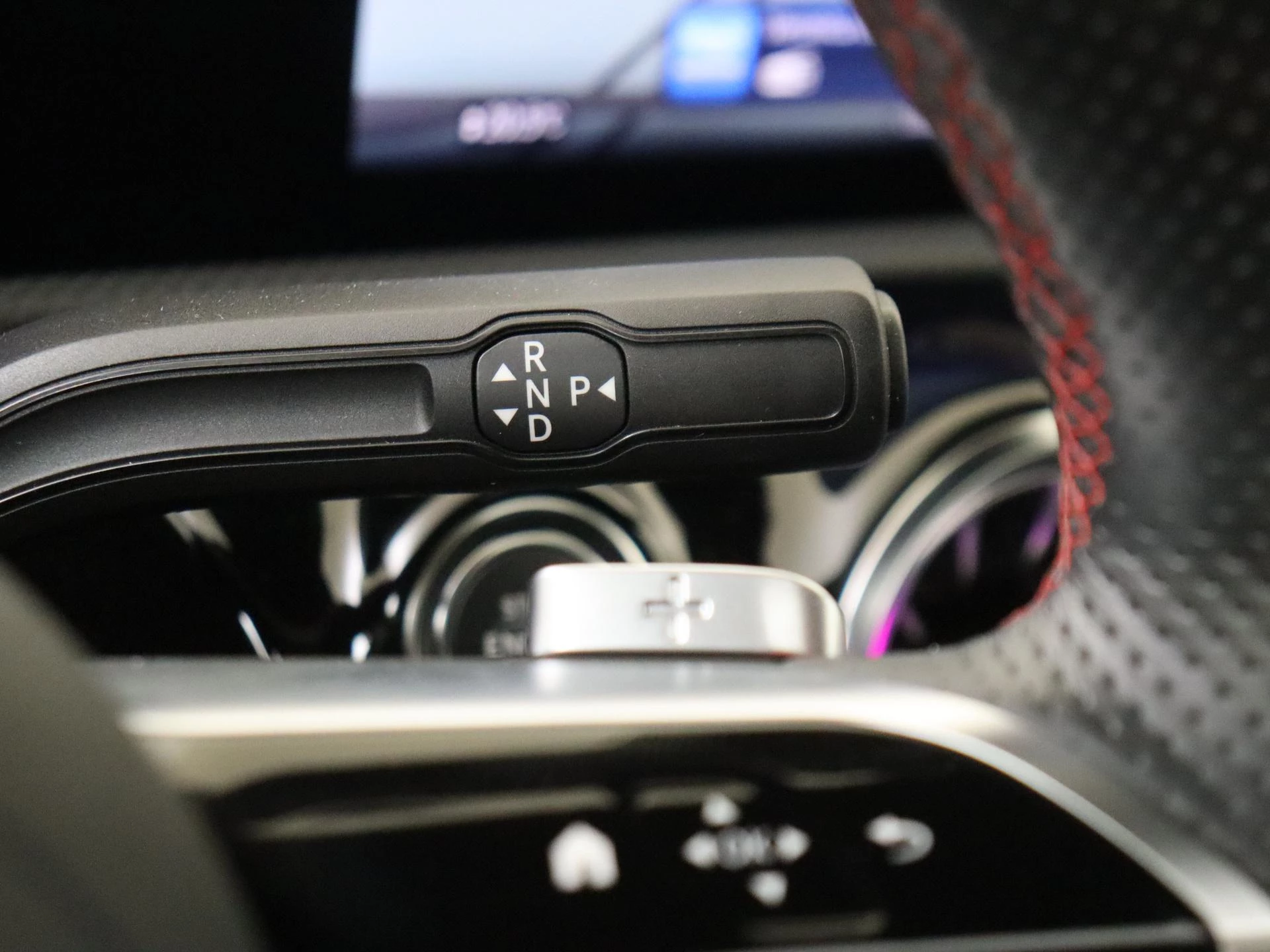 Mercedes-Benz-CLA-image-14
