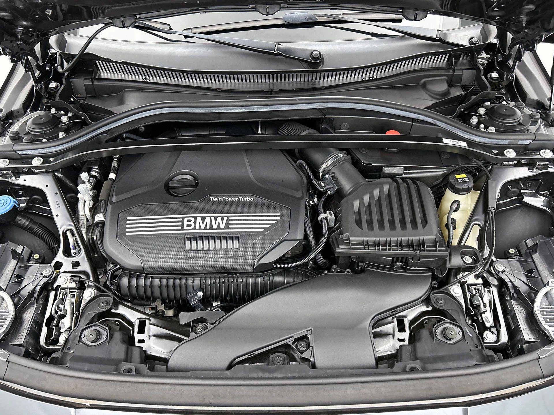 BMW-2 Serie-image-32