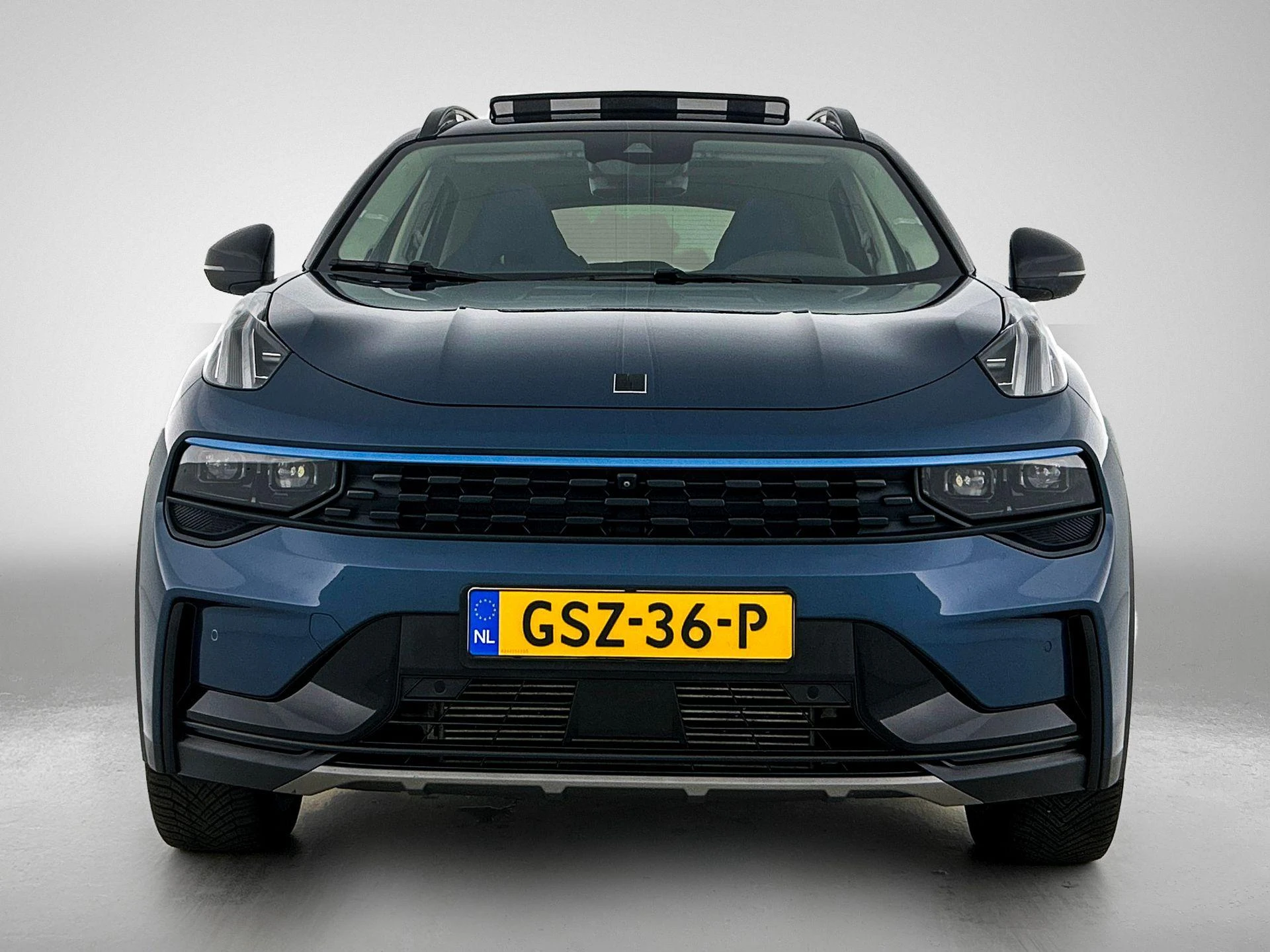 Lynk & Co-01-image-4