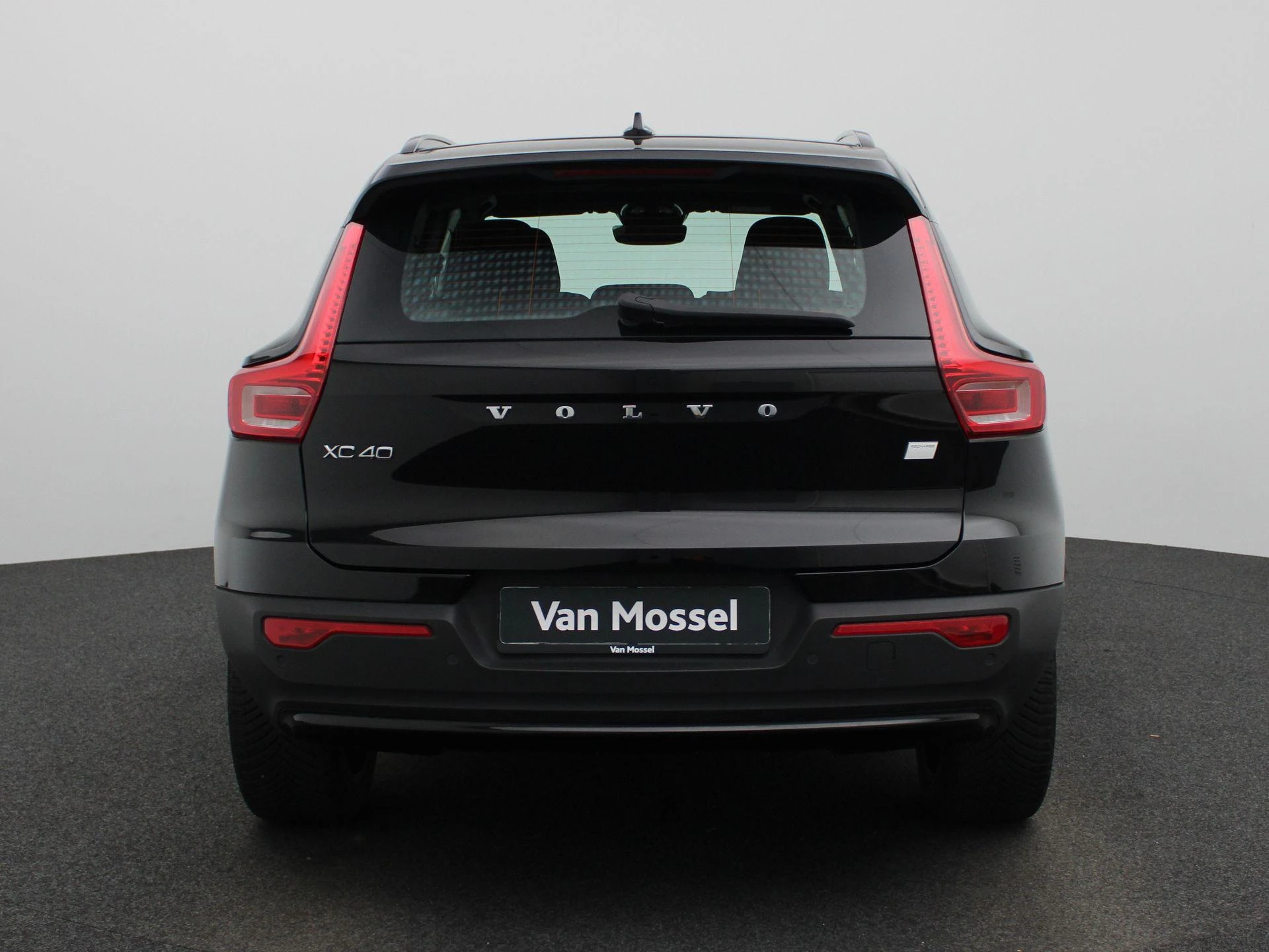 Volvo-XC40-image-4