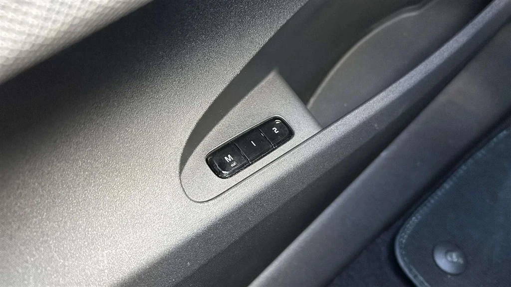 Polestar-2-image-18