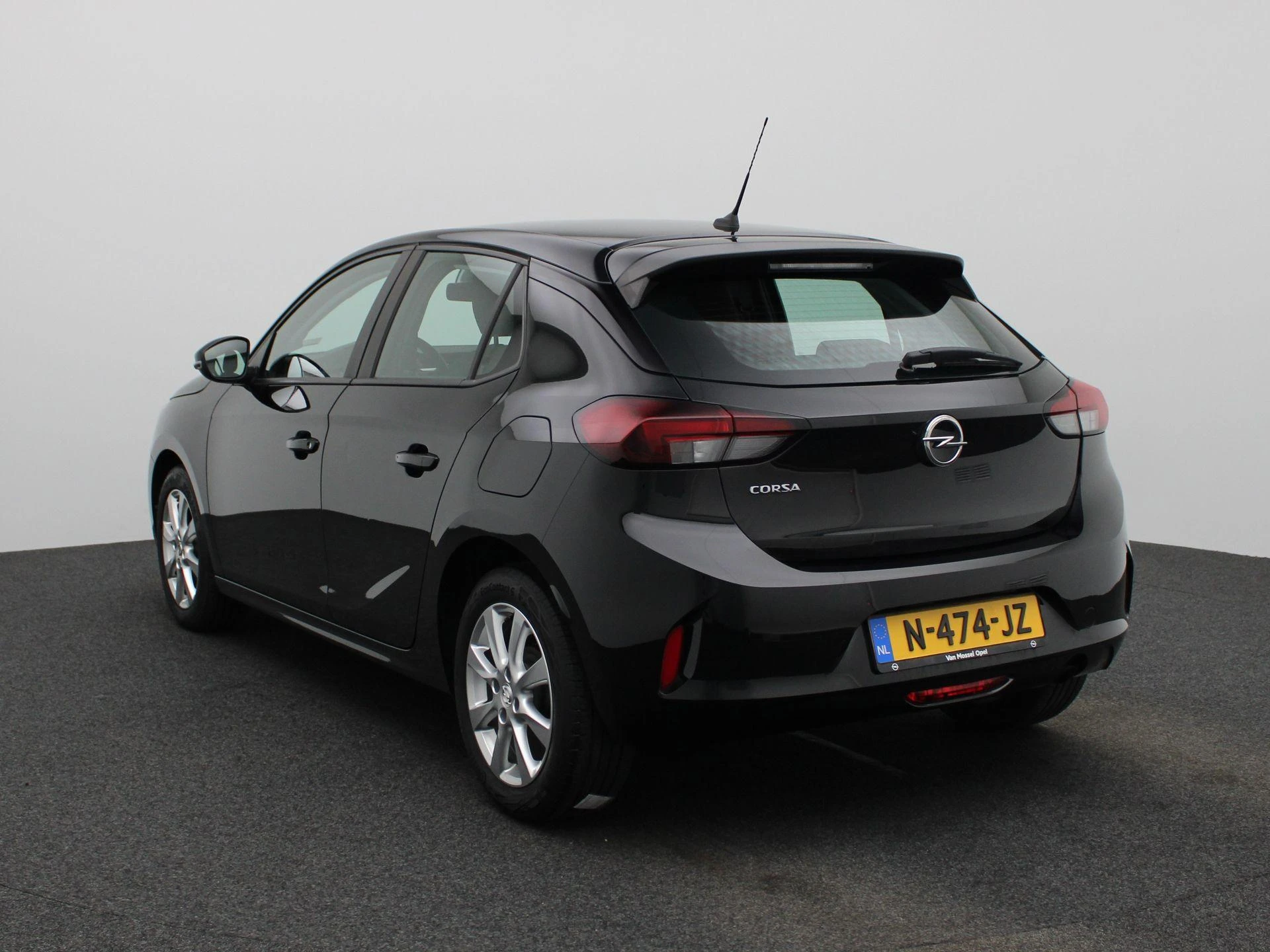 Opel-Corsa-image-1