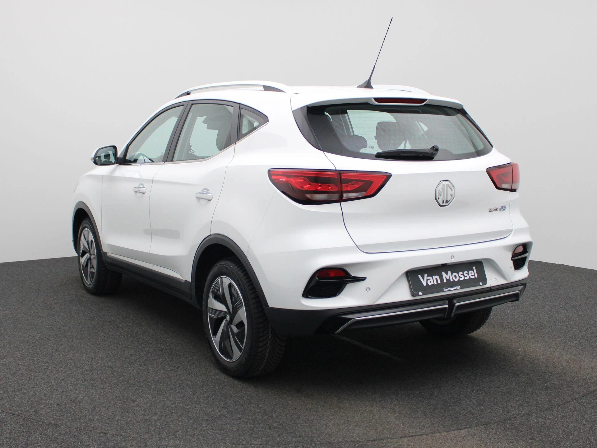 MG ZS