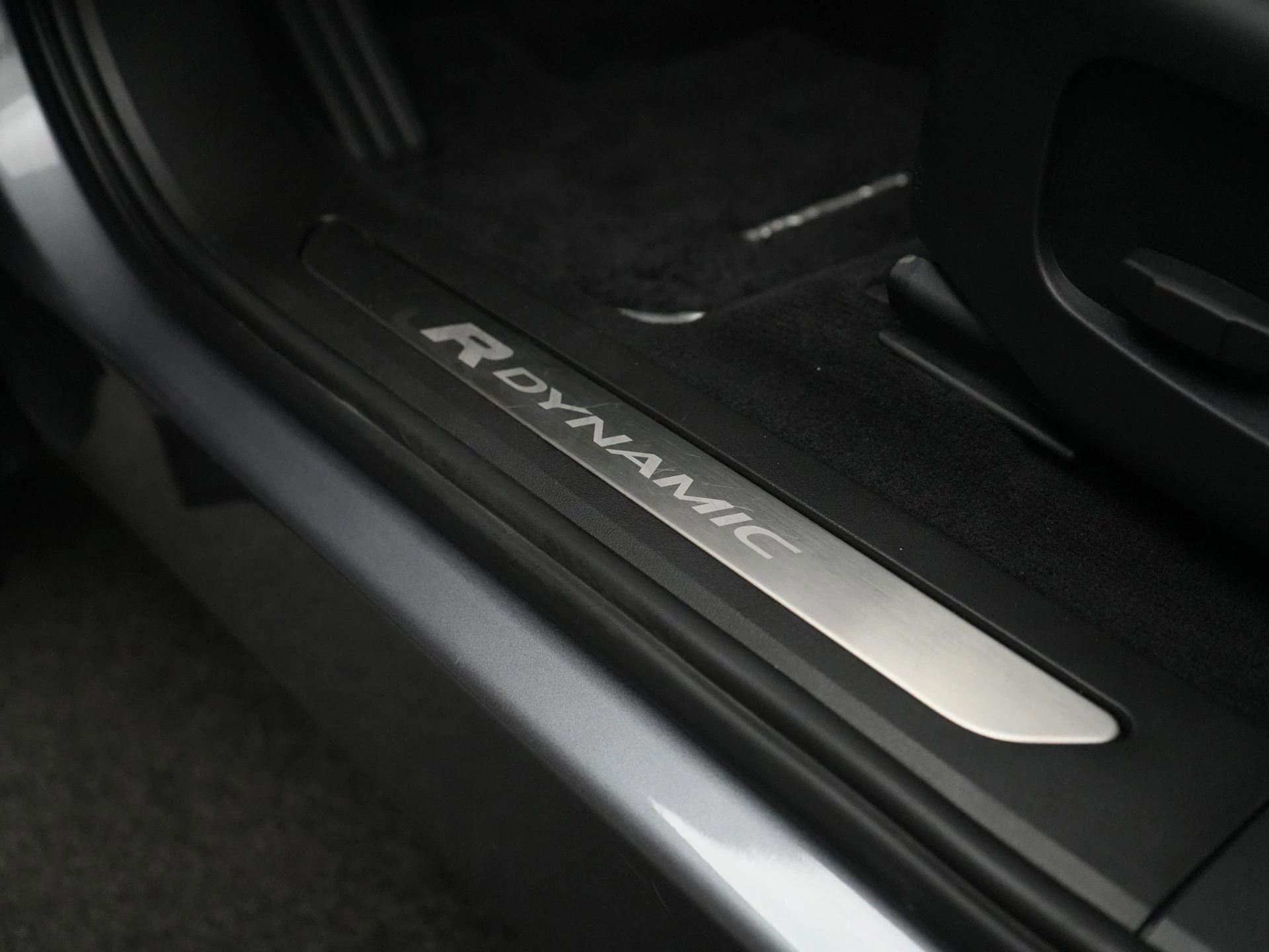 Land Rover-Range Rover Evoque-image-38