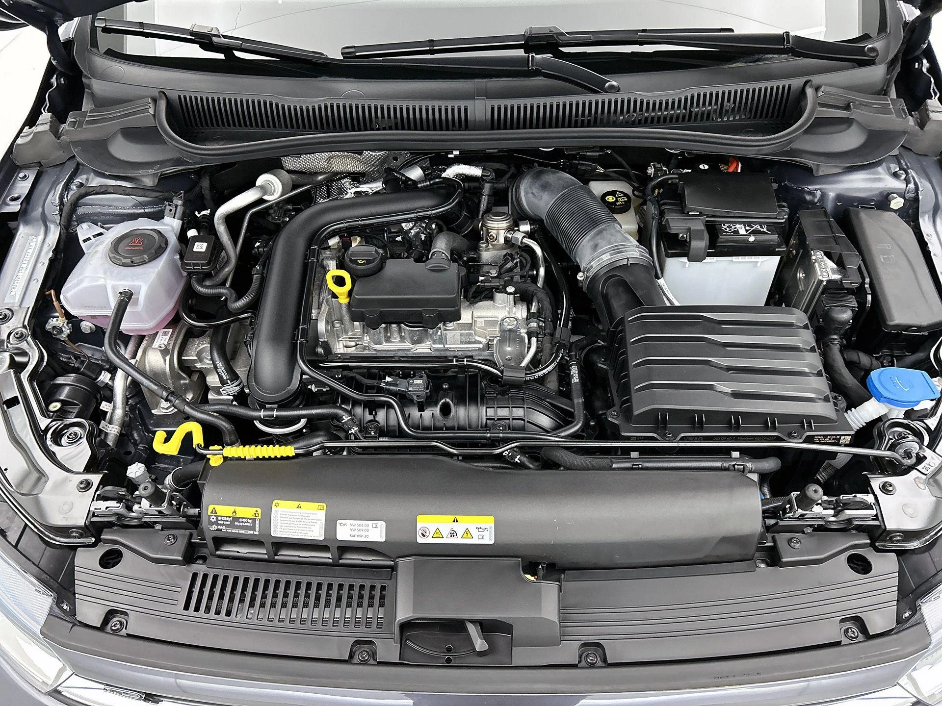 Volkswagen-Polo-image-28