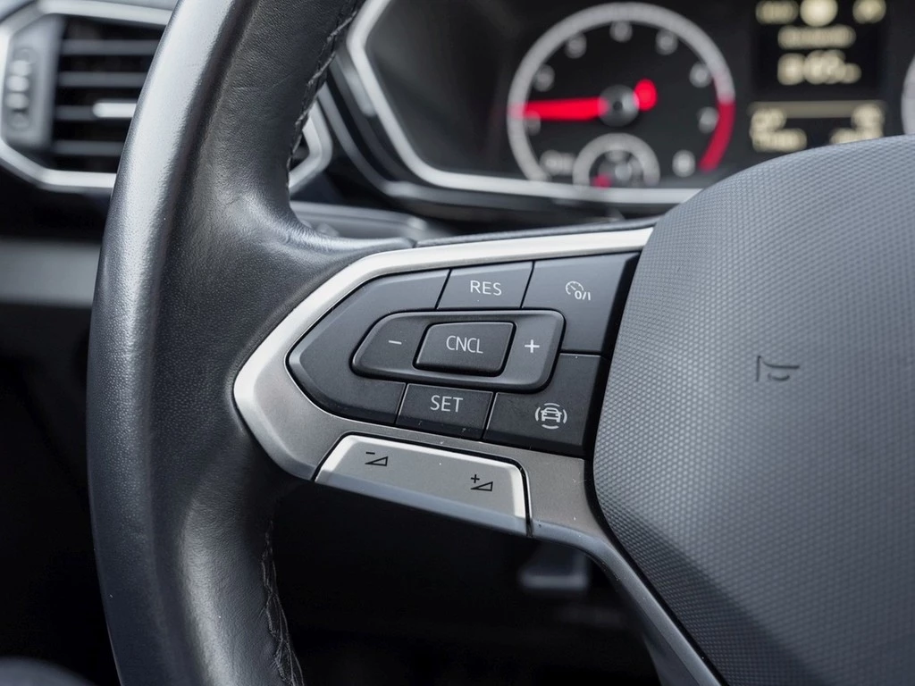 Volkswagen T-Cross 1,0 TSI Style,AHK,LED,Navi,App-Connect ALU 17",Kamera,Climaronic