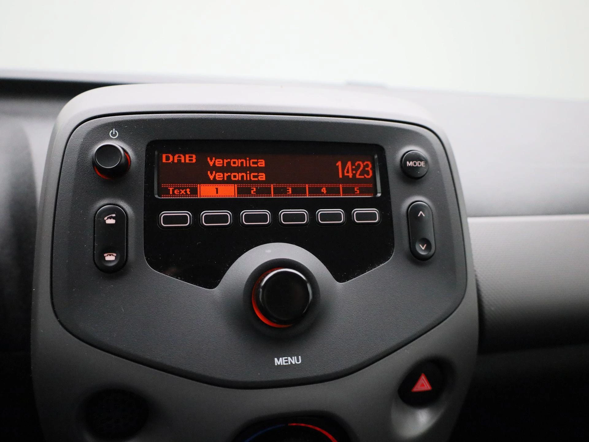 Peugeot-108-image-13