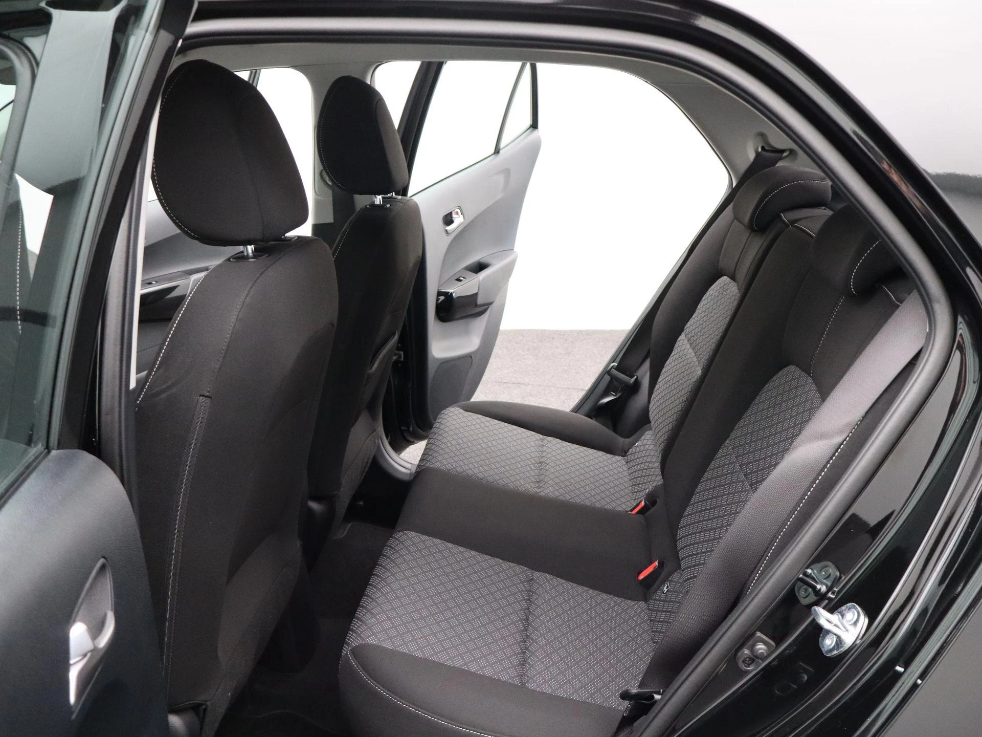 Kia-Picanto-image-12