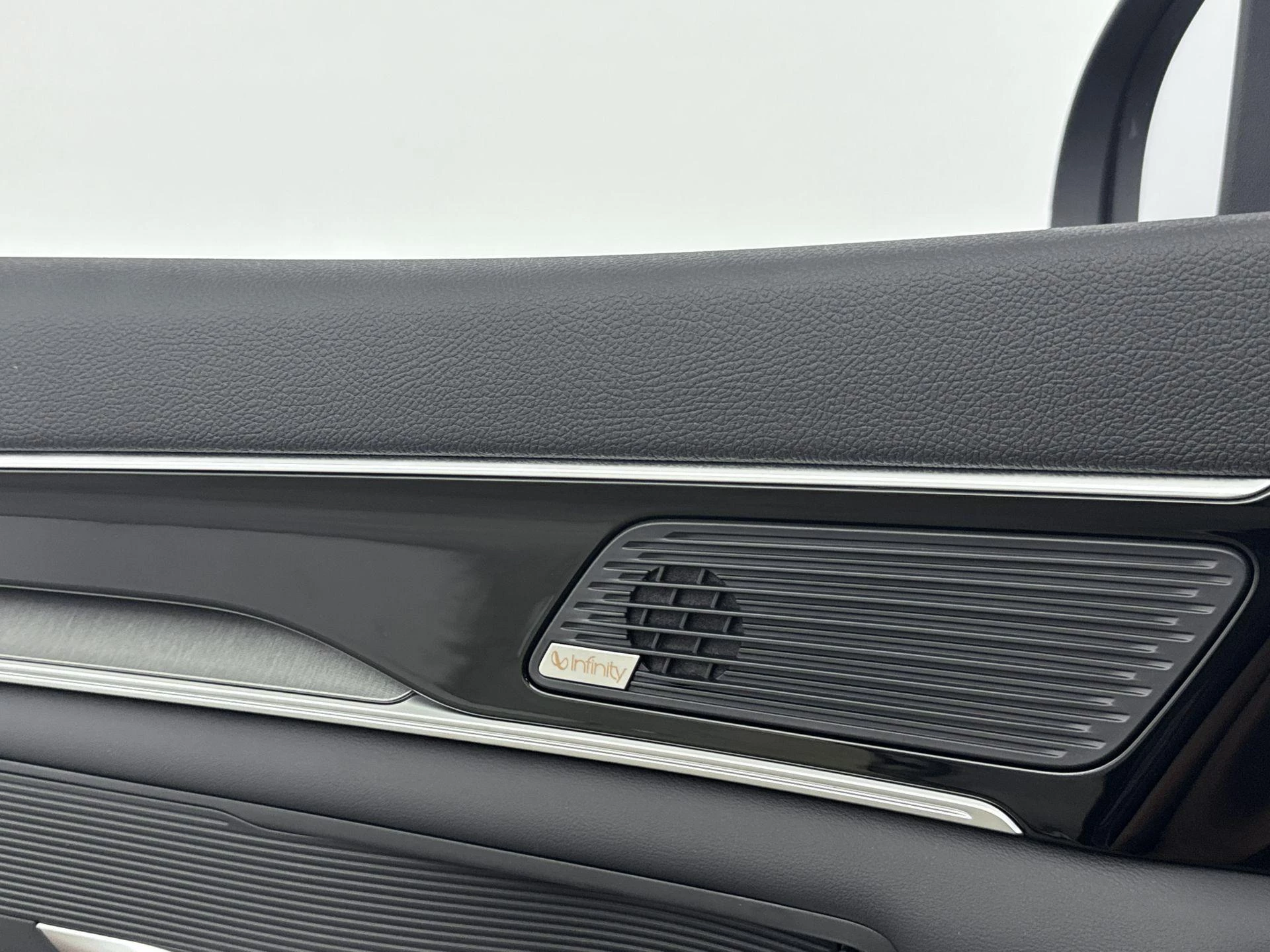 BYD-SEAL U-image-10