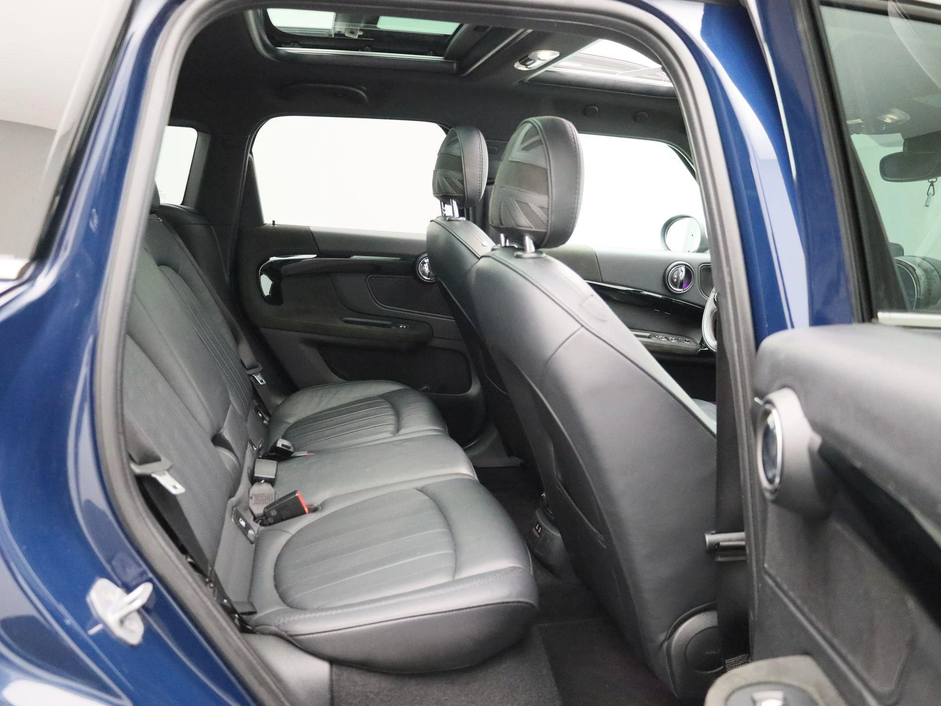MINI-Countryman-image-41