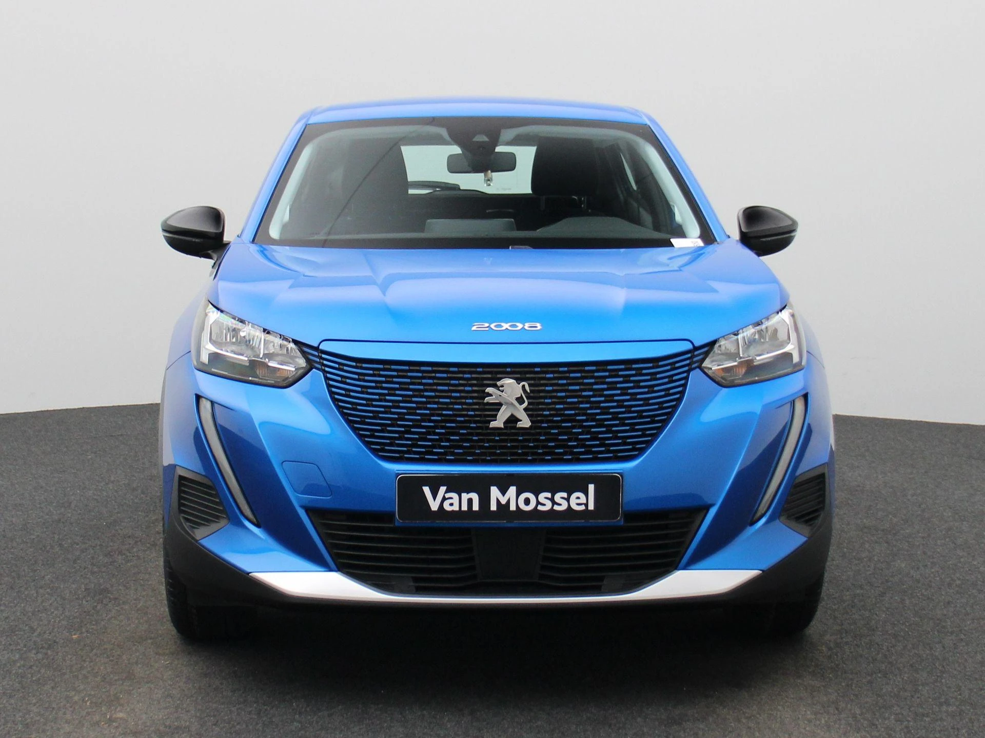 Peugeot-e-2008-image-2