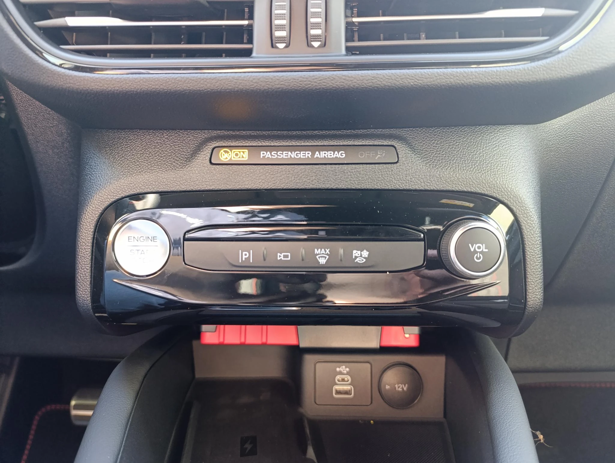 Ford-Kuga-image-27