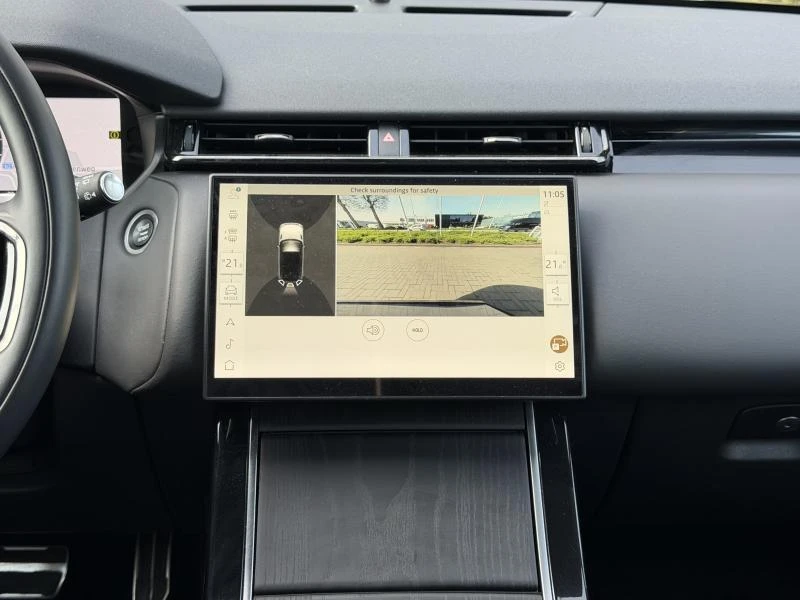 Land Rover-Range Rover Velar-image-22