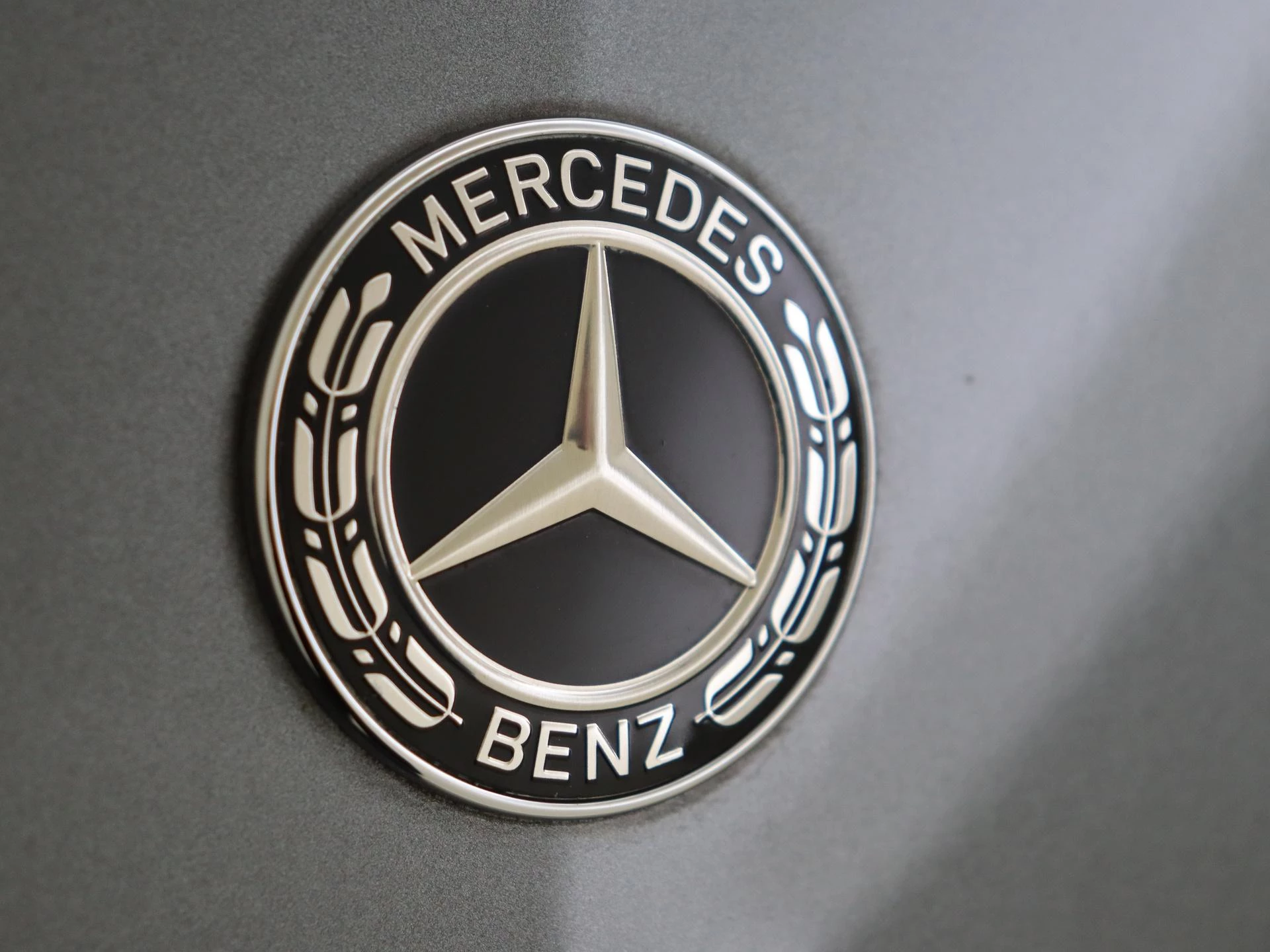 Mercedes-Benz-C-Klasse-image-11