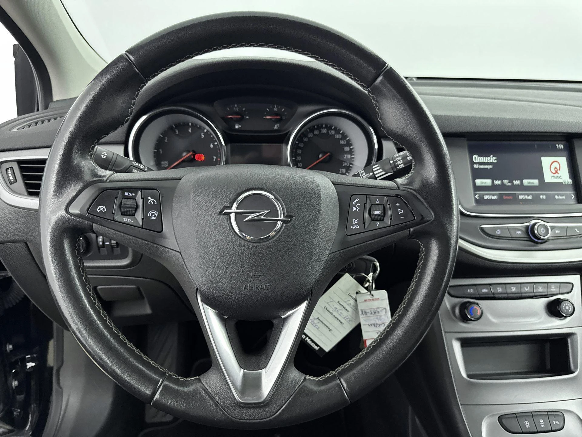 Opel-Astra-image-20