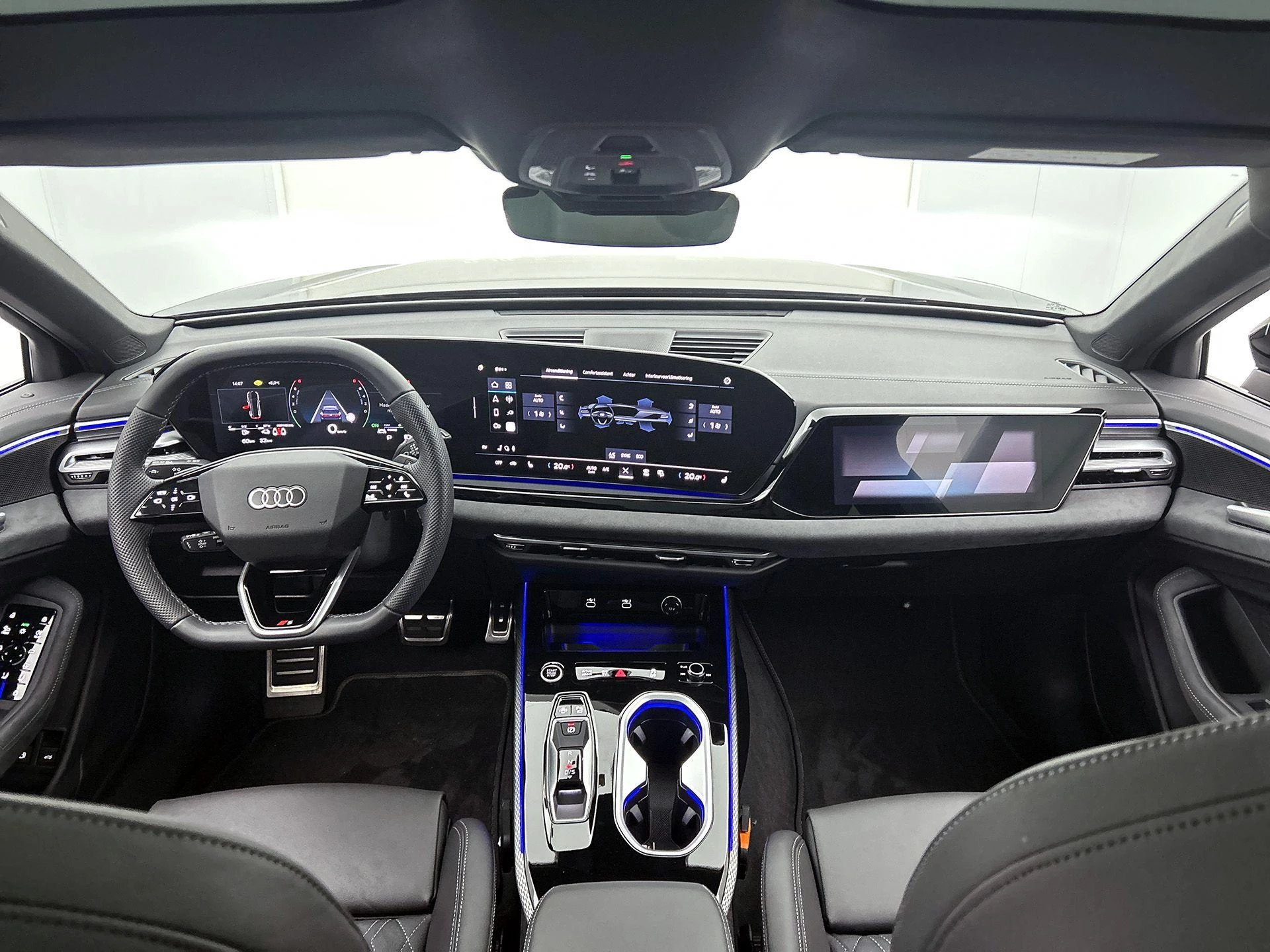 Audi-A6-image-16