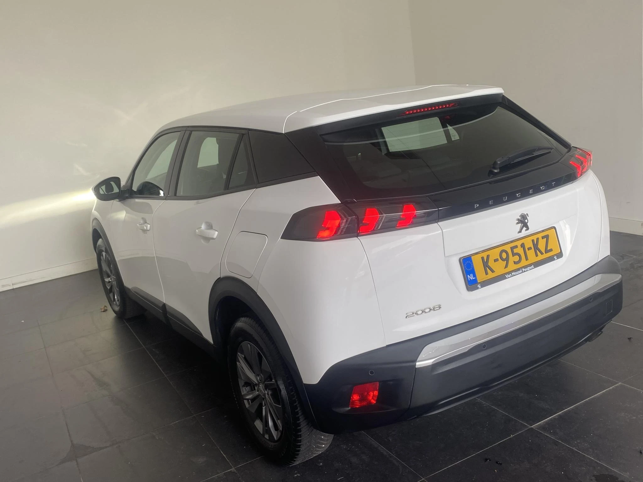Peugeot-2008-image-5
