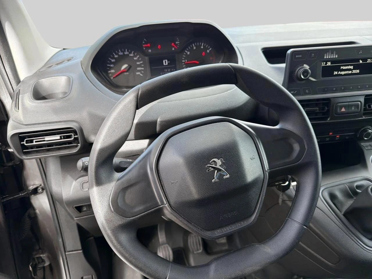 Peugeot-Partner-image-9