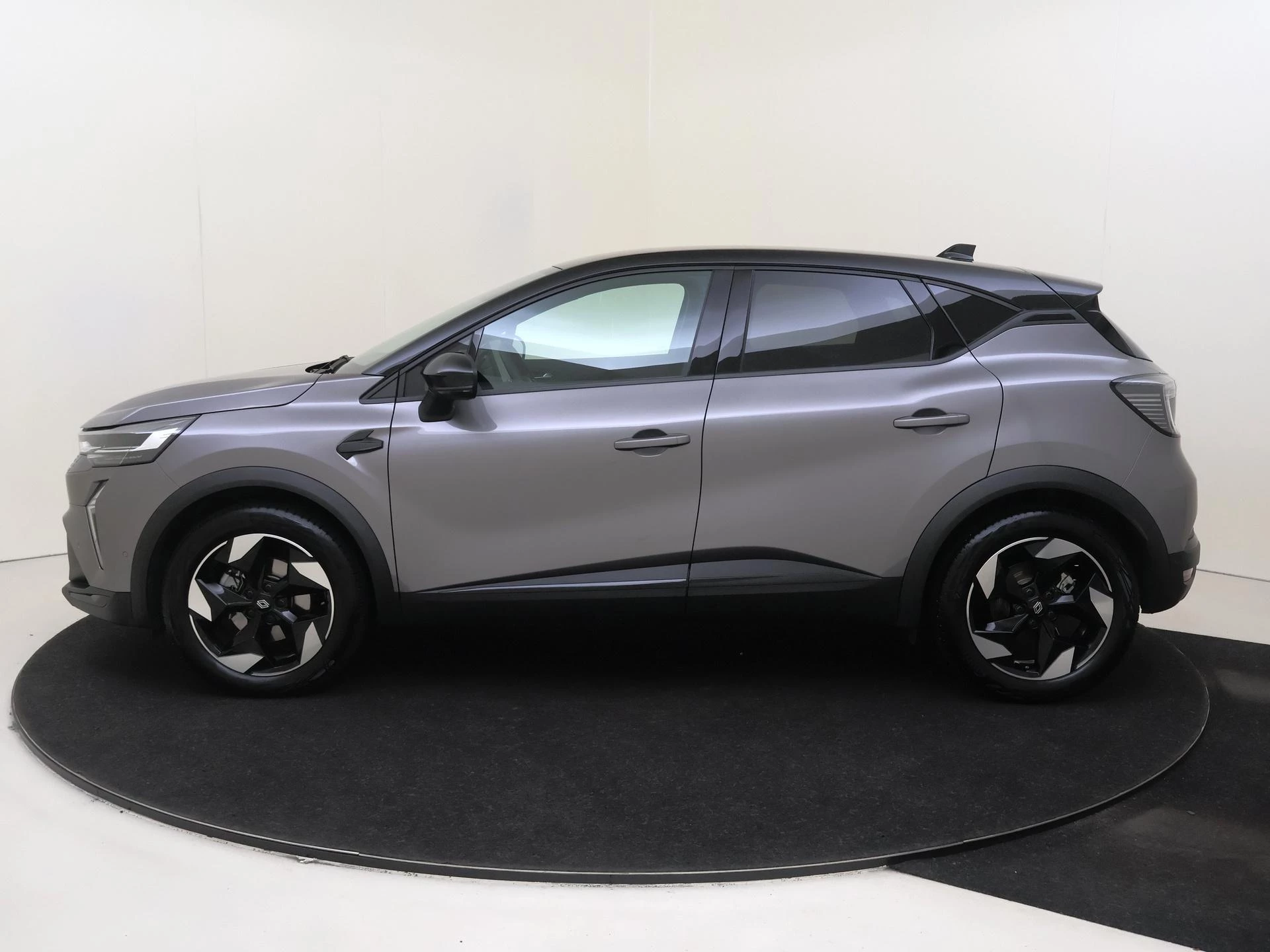Renault Captur 1.8 E-Tech full hybrid 160 techno