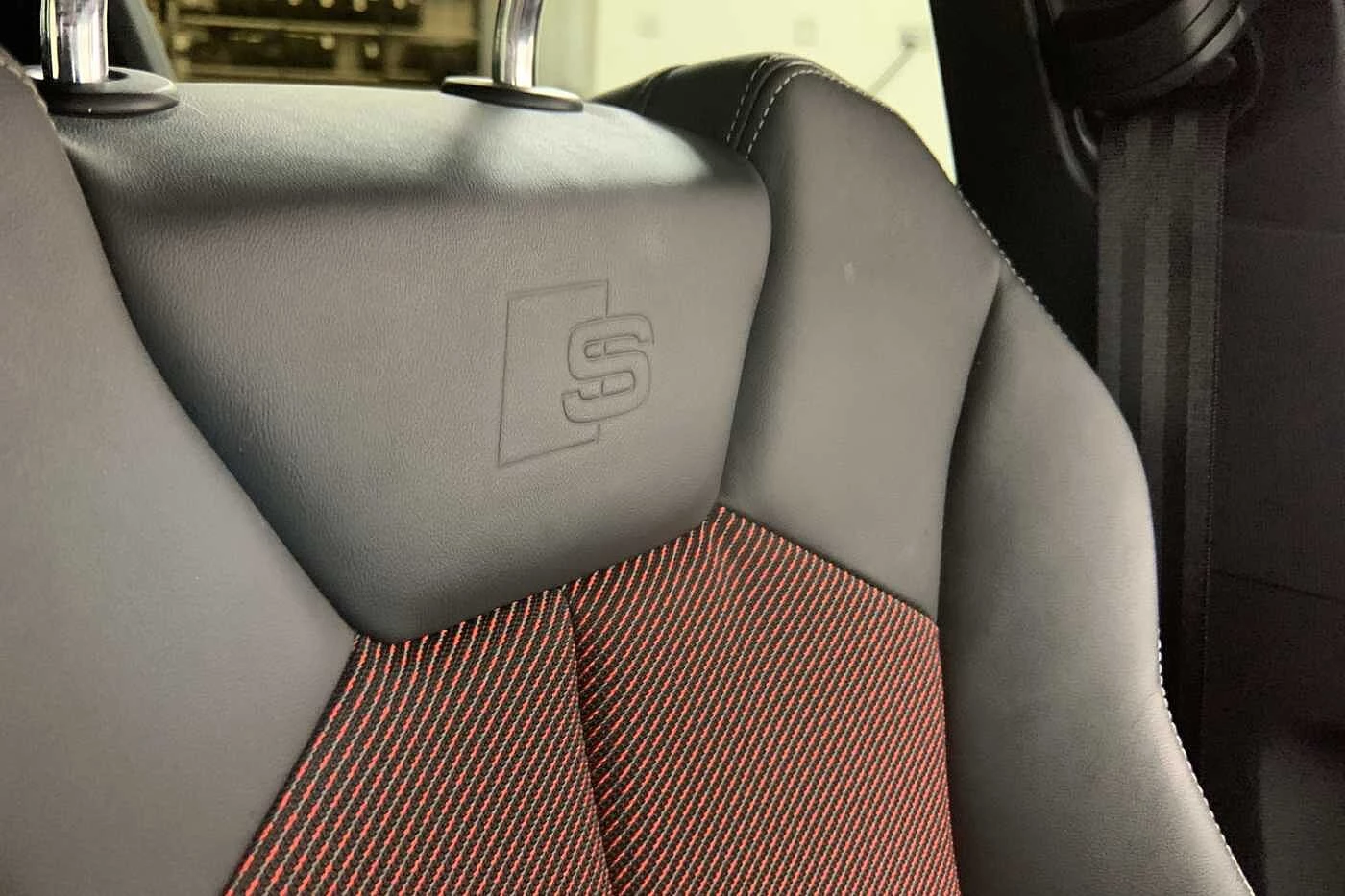 Audi-Q3-image-18