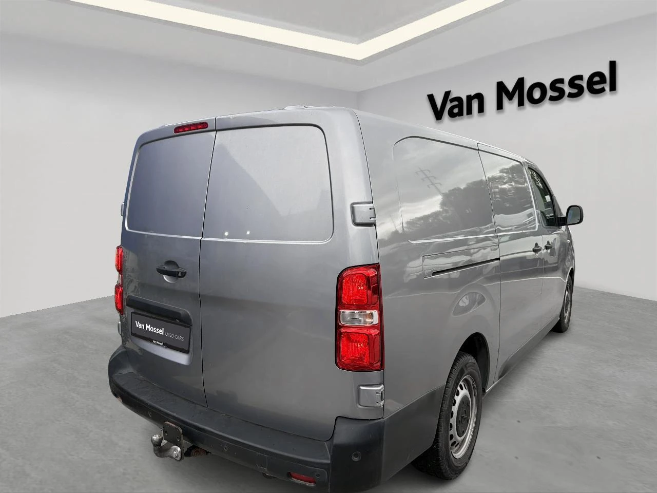 Opel-Vivaro-image-3