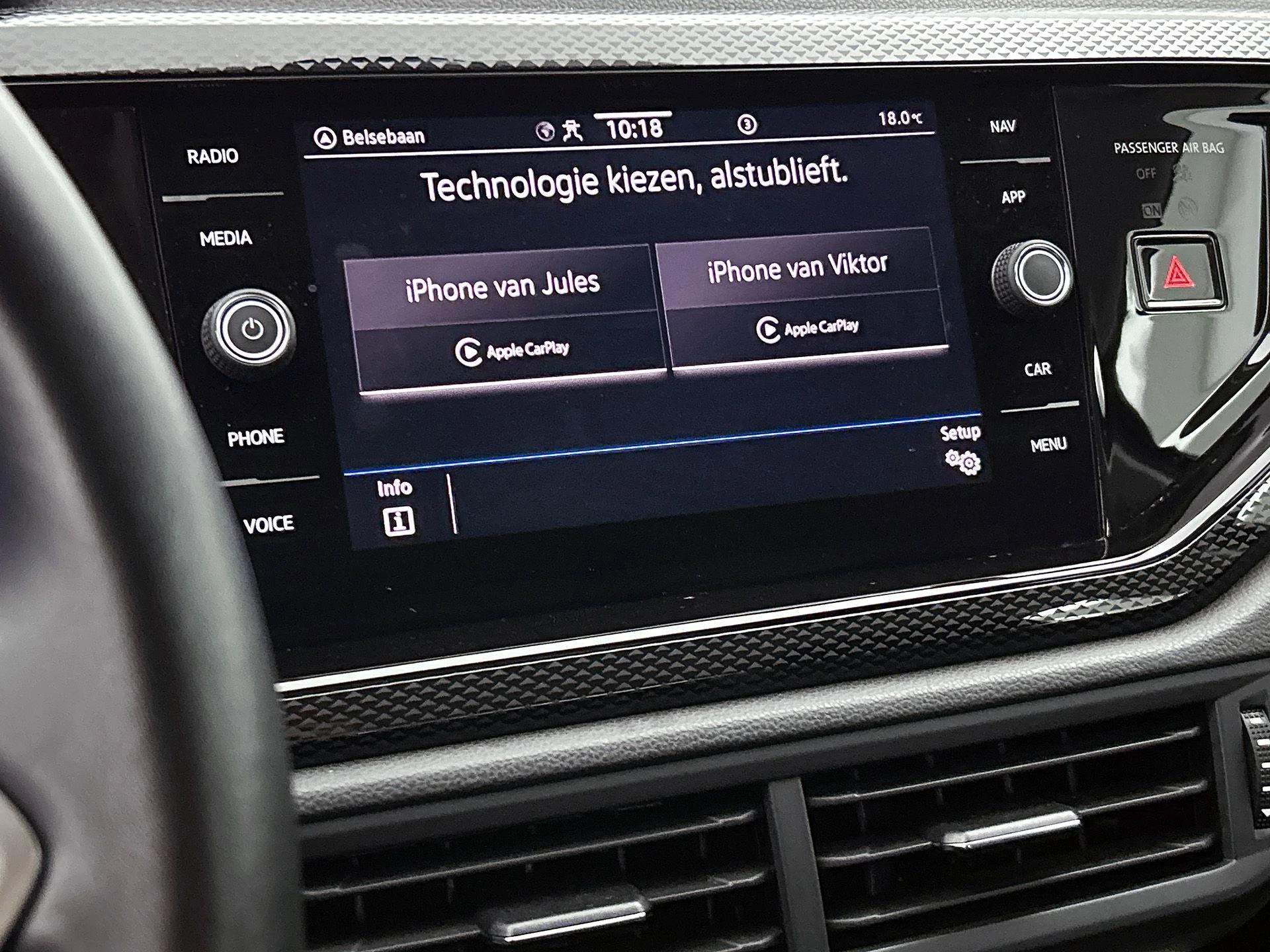 Volkswagen-Polo-image-17