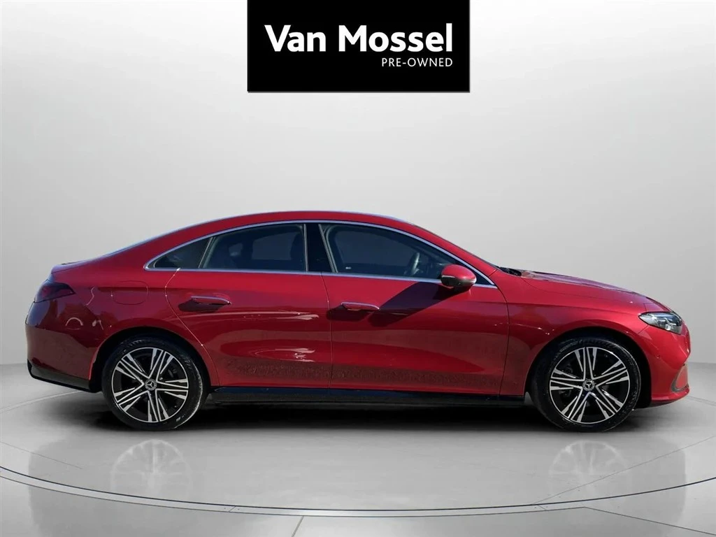 Mercedes-Benz-CLA-image-3