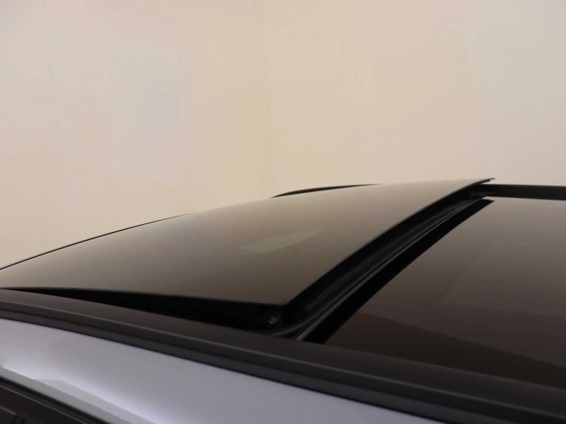 Mercedes-Benz-E-Klasse-image-27
