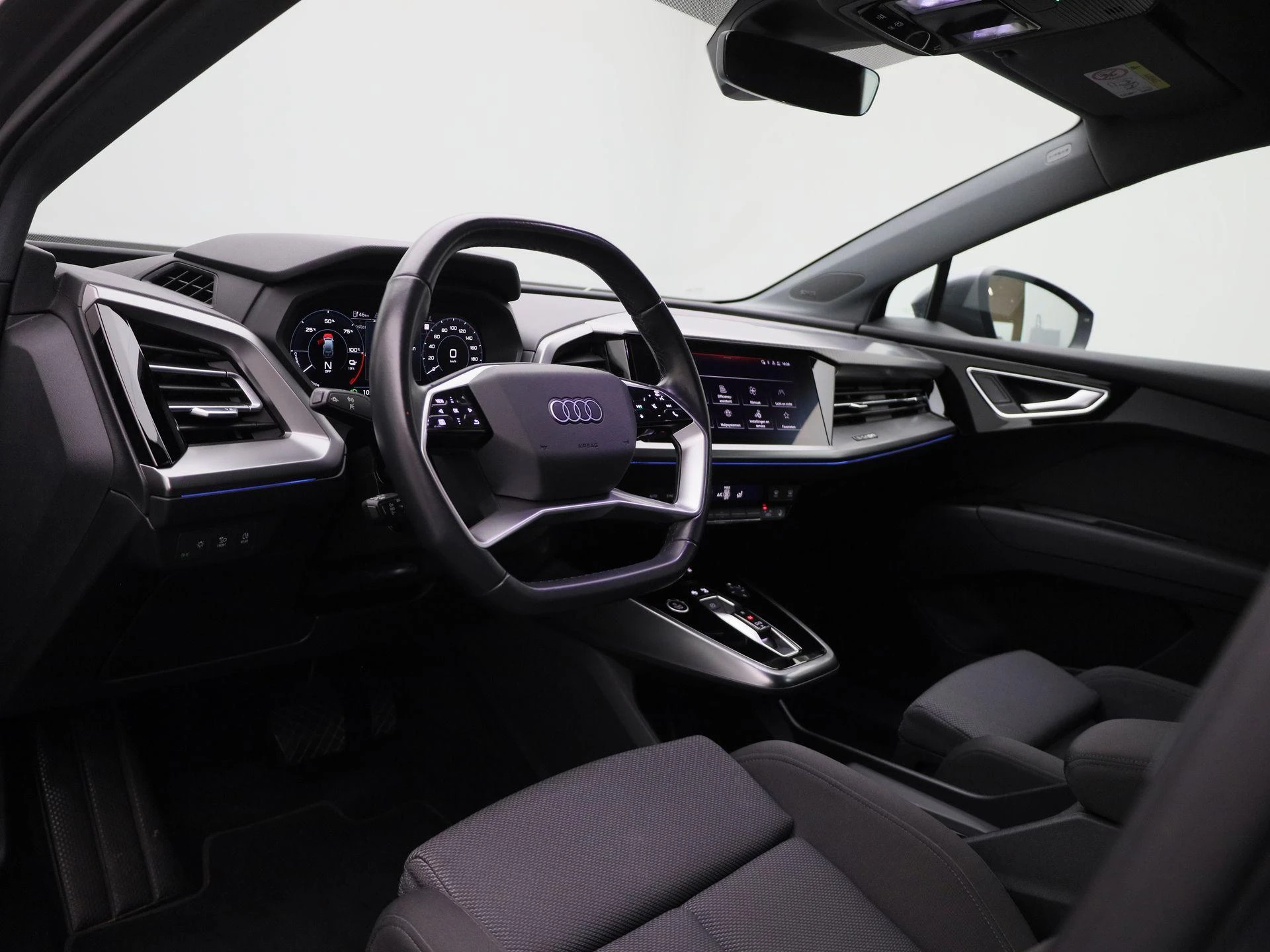 Audi-Q4 e-tron-image-35