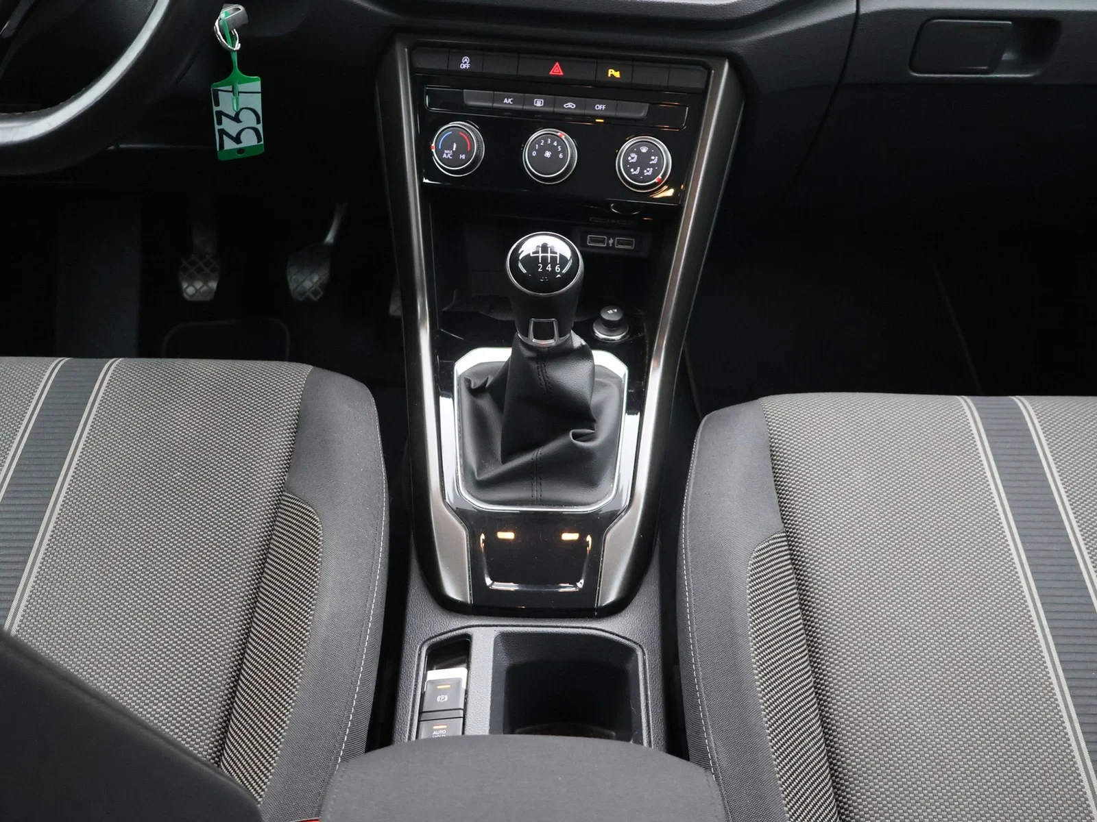 Volkswagen T-Roc T-Roc Style 1.0TSI 115PK *ACC*PDC*NAVI*APP-CONNECT*BTLH*...*